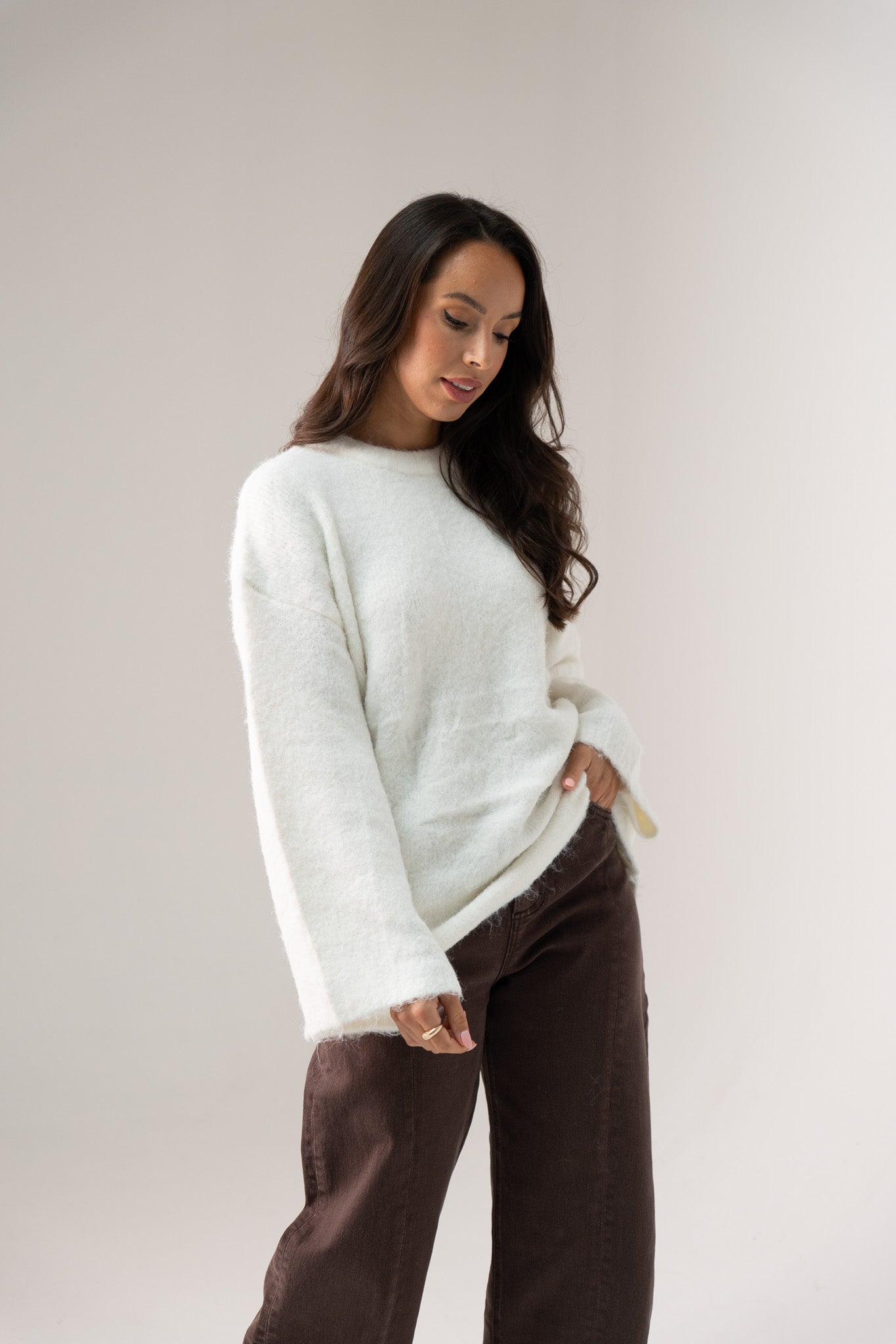 Elsa Round Neck Jumper In White