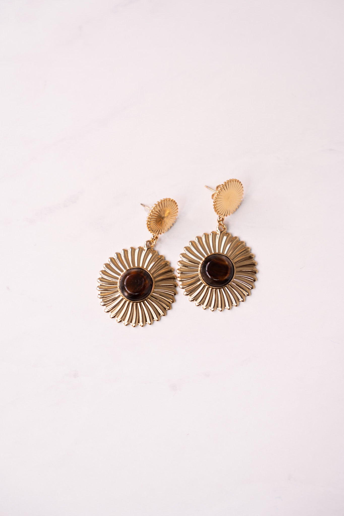 Olive Circle Pendant Earrings In Brown