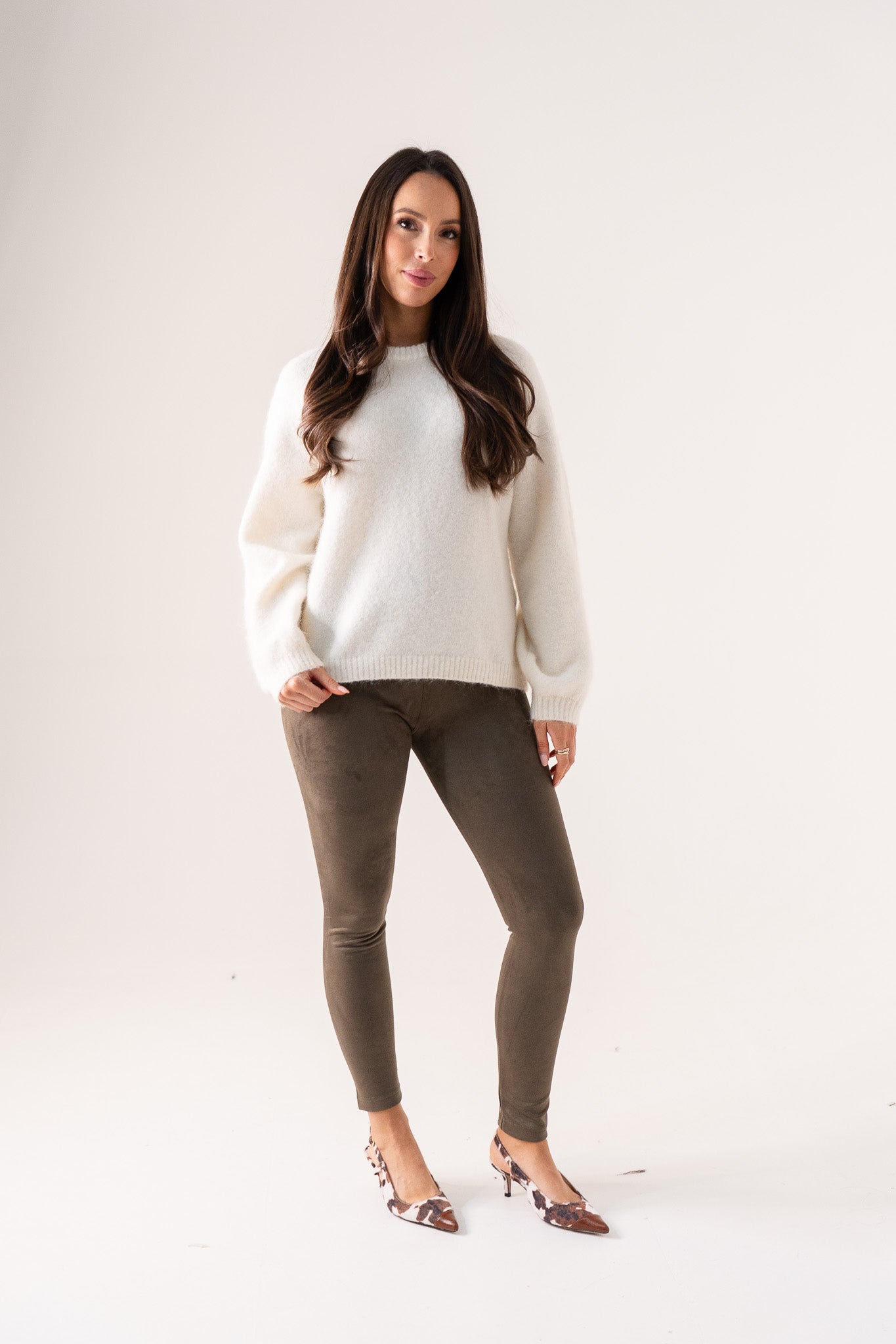 Freya Faux Suede Leggings In Khaki