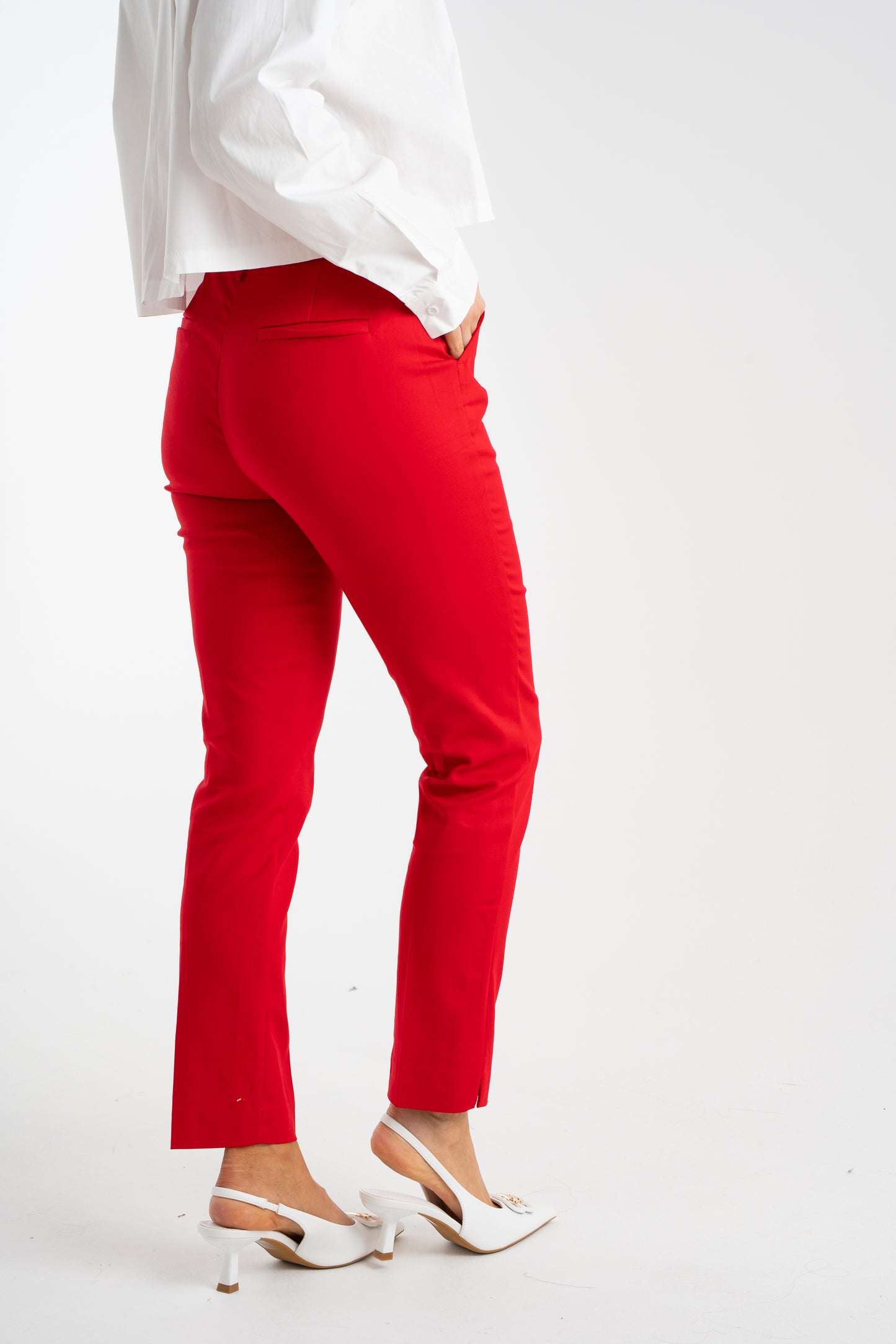 Freya Straight Leg Trousers In Red