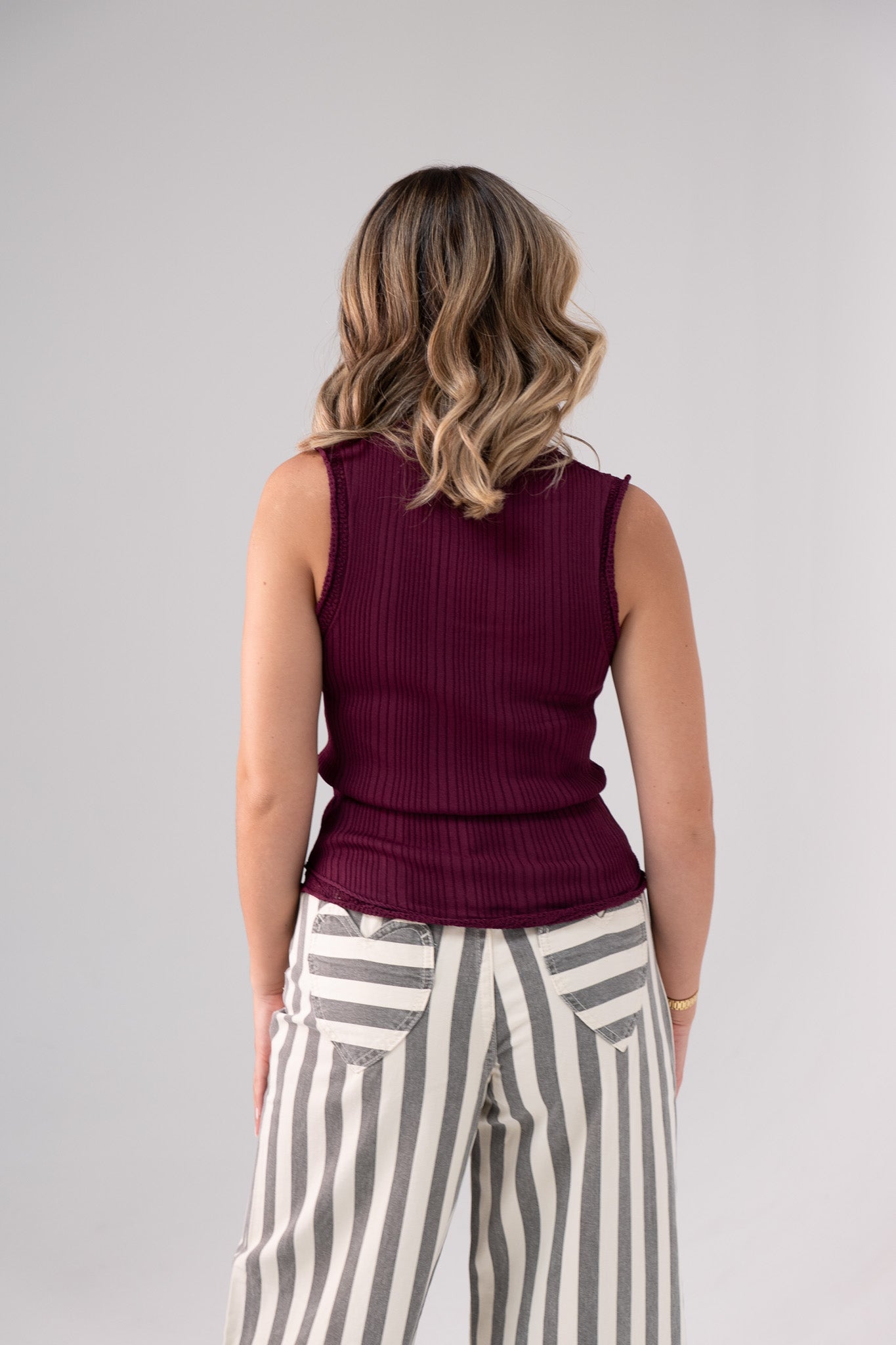 Holly Lace Trim Ribbed Vest In Bordeaux