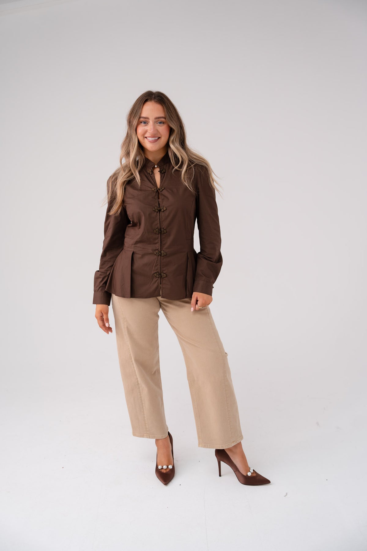 Holly Mandarin Collar Shirt In Chocolate