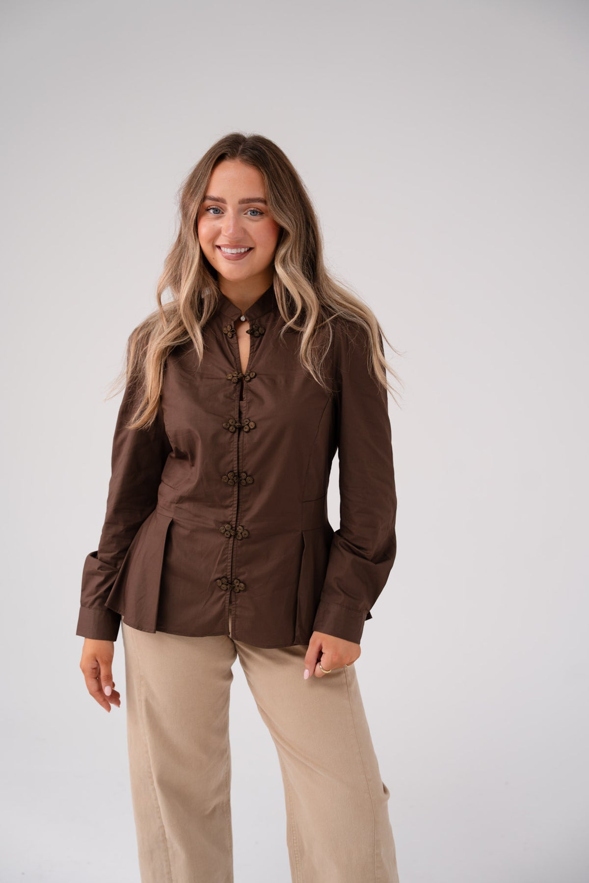 Holly Mandarin Collar Shirt In Chocolate