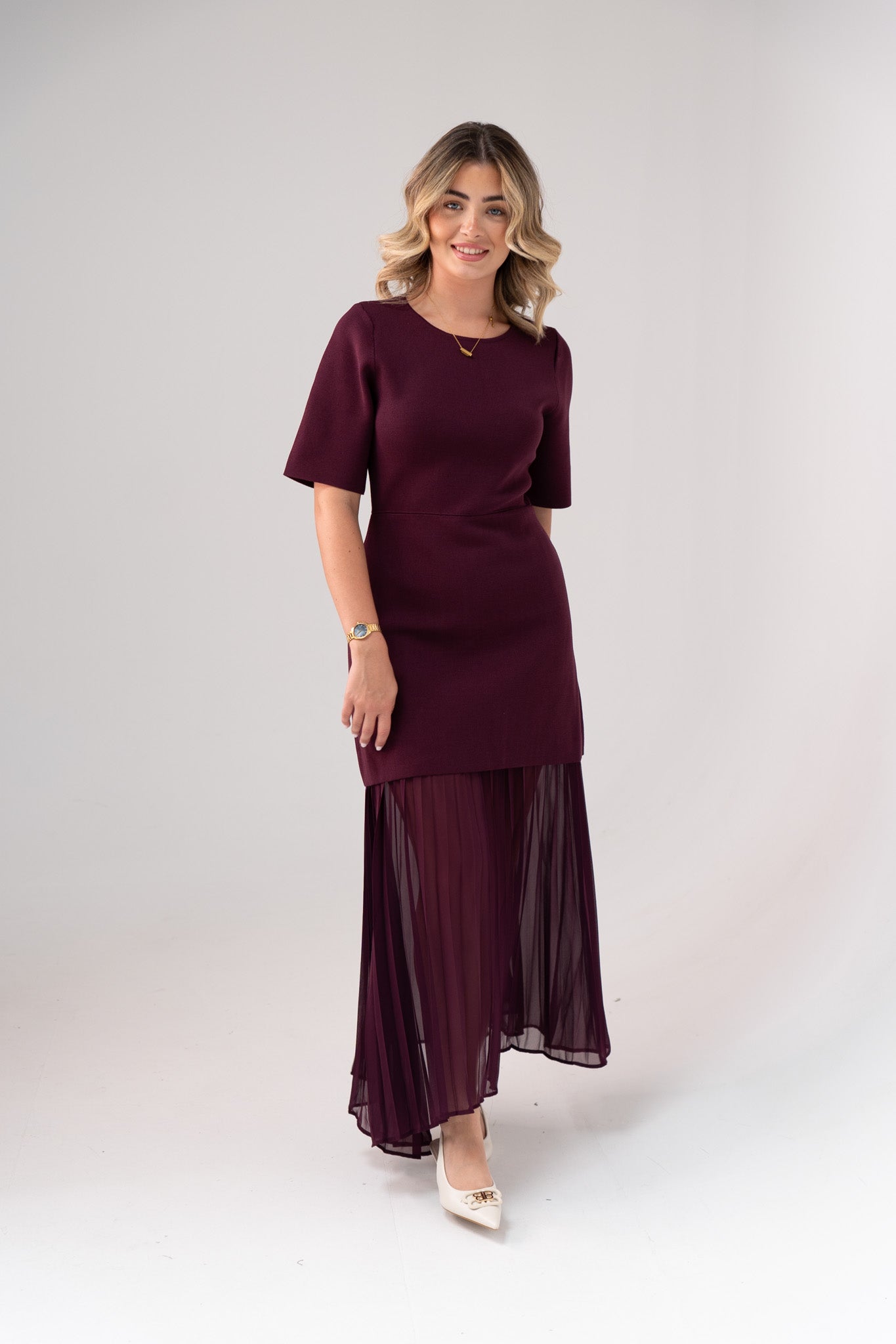 Holly Pleated Contrast Dress In Bordeaux