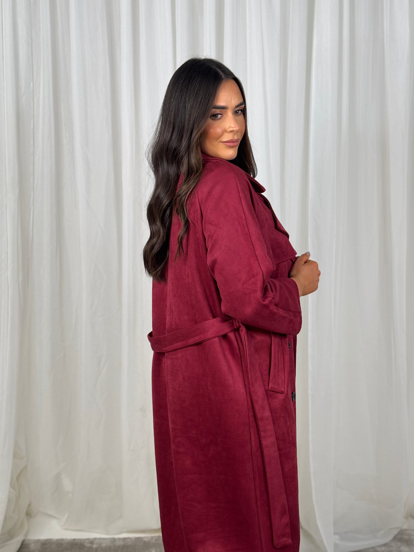 Caitlyn Faux Suede Trench Coat In Bordeaux