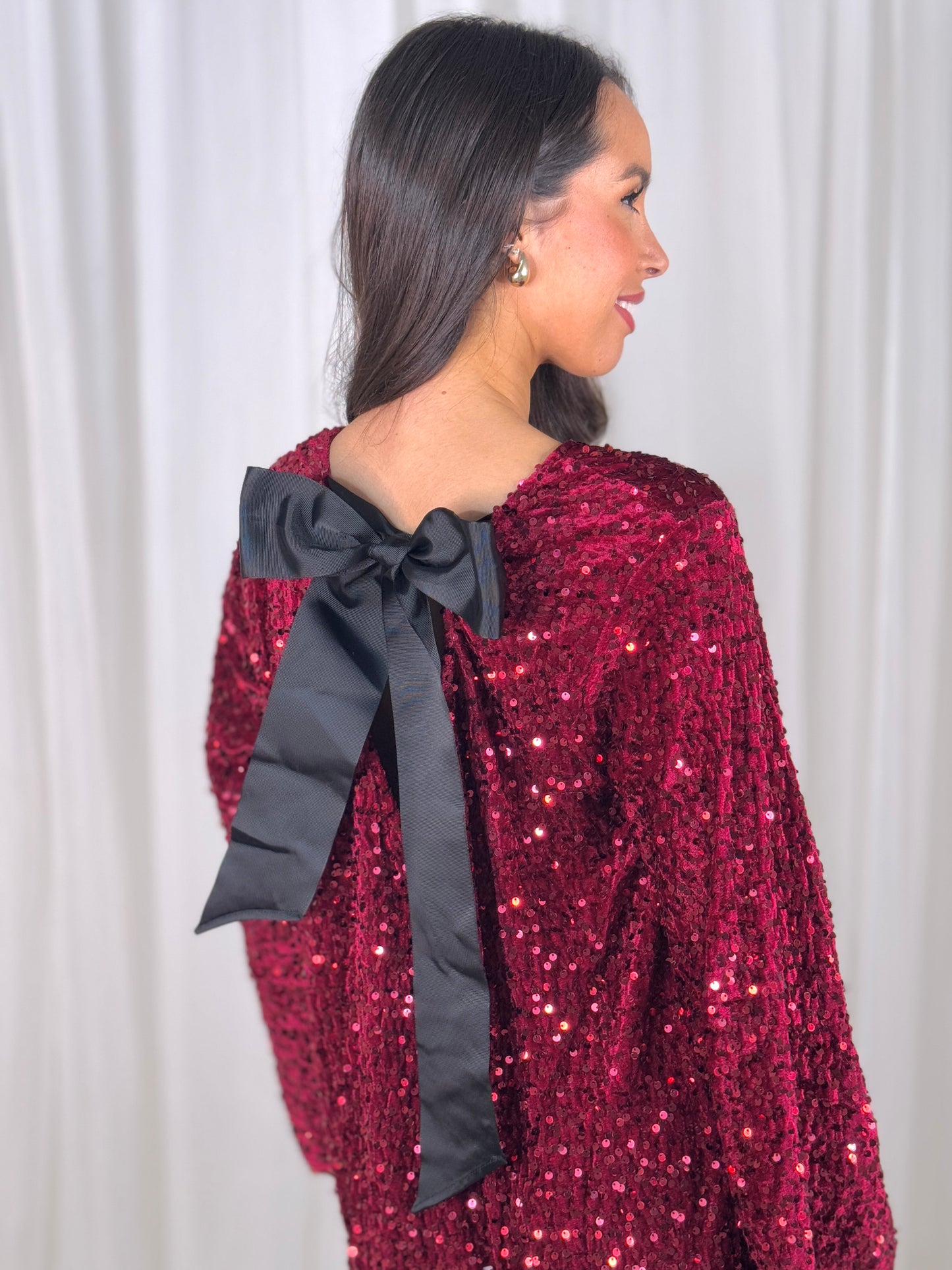 Kendra Bow Detail Sequin Dress In Bordeaux