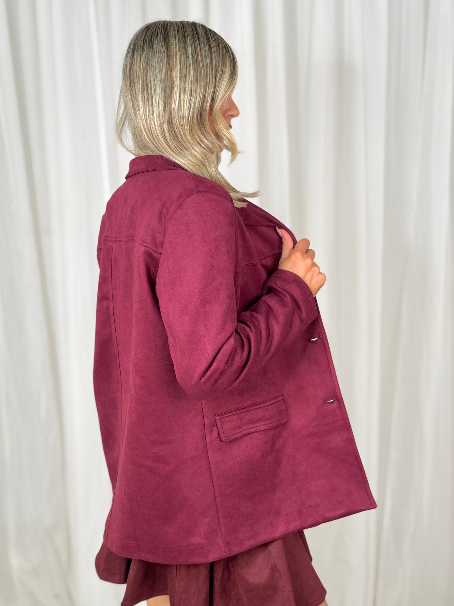 Caitlyn Triple Button Faux Suede Blazer In Wine