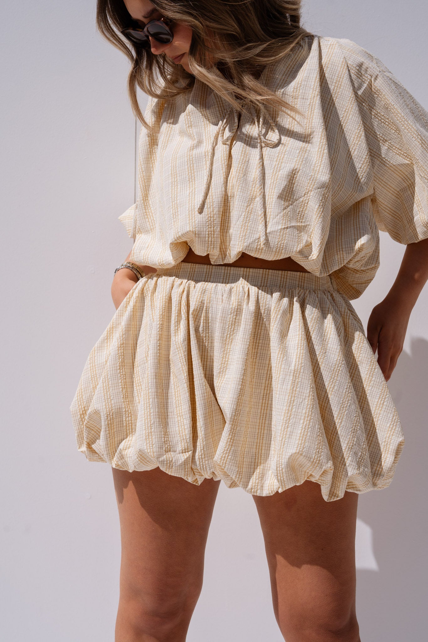 Iris Bubble Hem Shorts In Beige Stripe