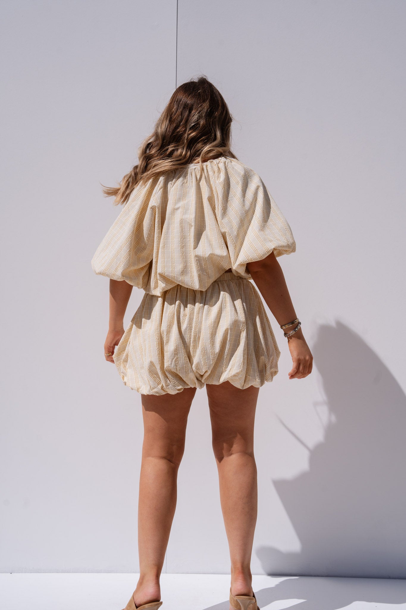 Iris Bubble Hem Top In Beige Stripe