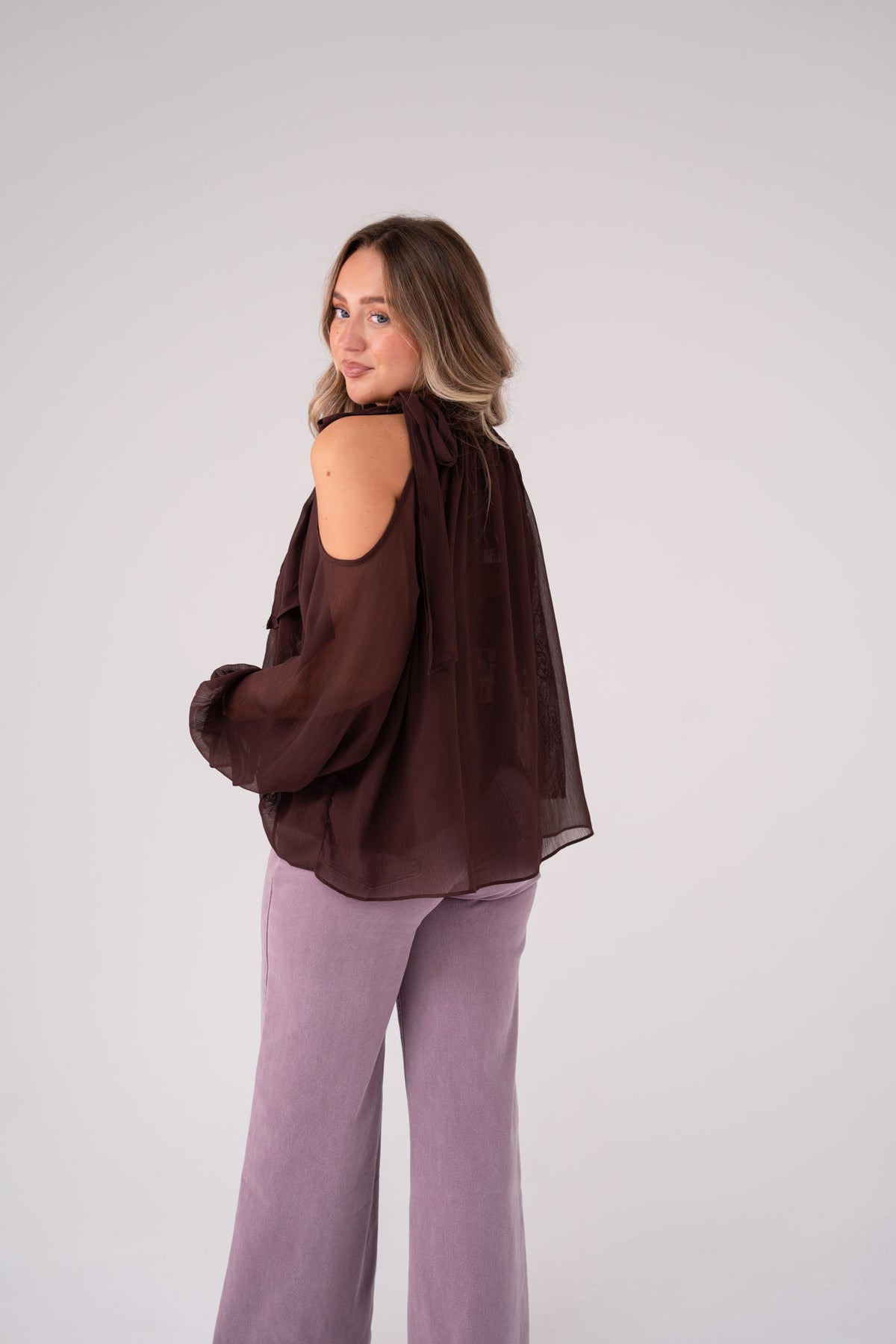 Iris Cold Shoulder Drape Top In Chocolate