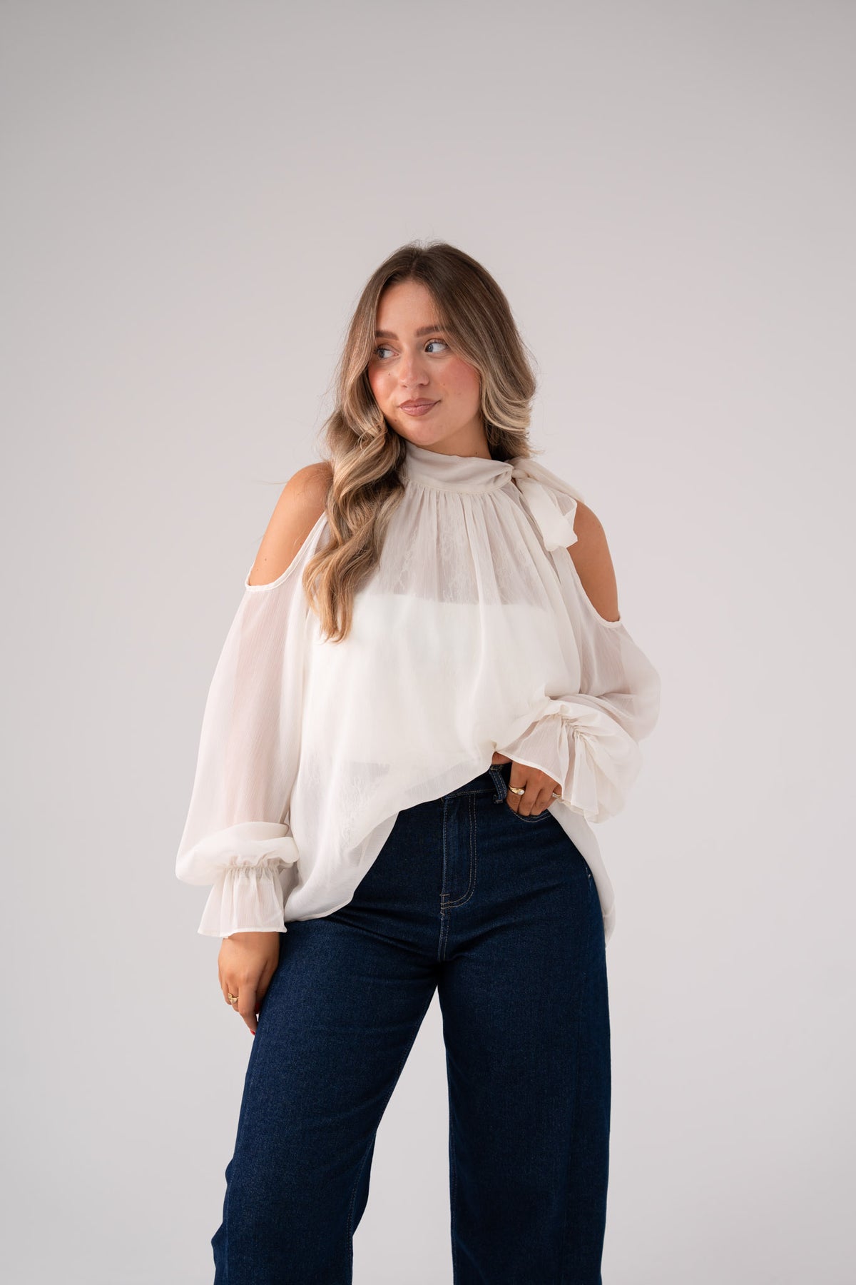 Iris Cold Shoulder Drape Top In Cream