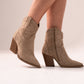Izzy Ankle Western Boots In Beige