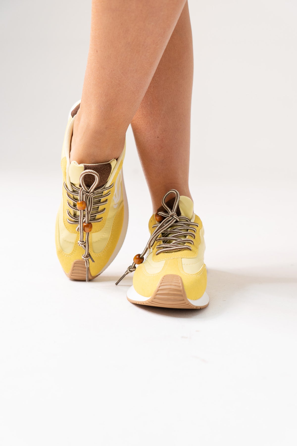 Izzy Trainers In Yellow Mix