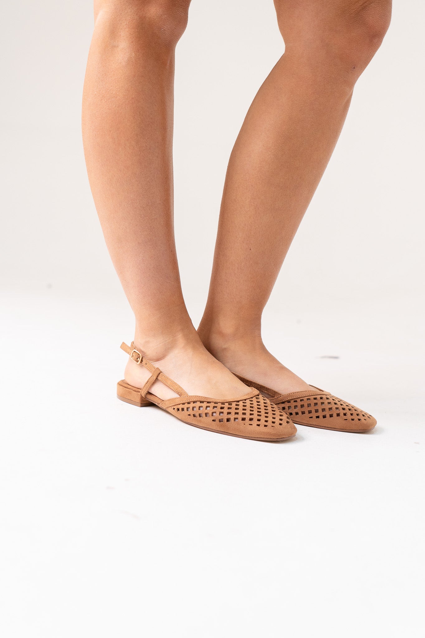 Izzy Woven Slingback In Camel