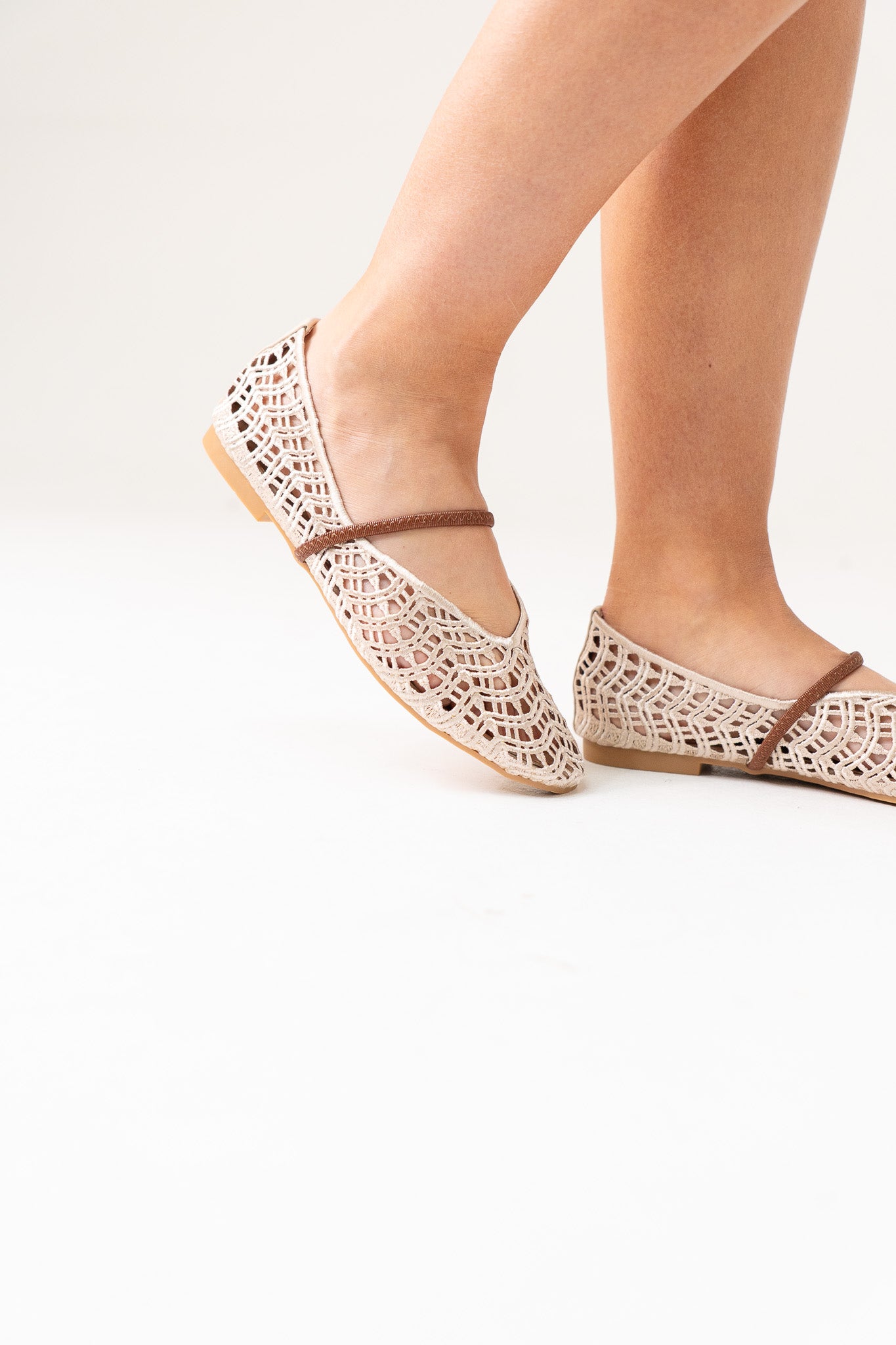 Izzy Woven Pumps In Neutral