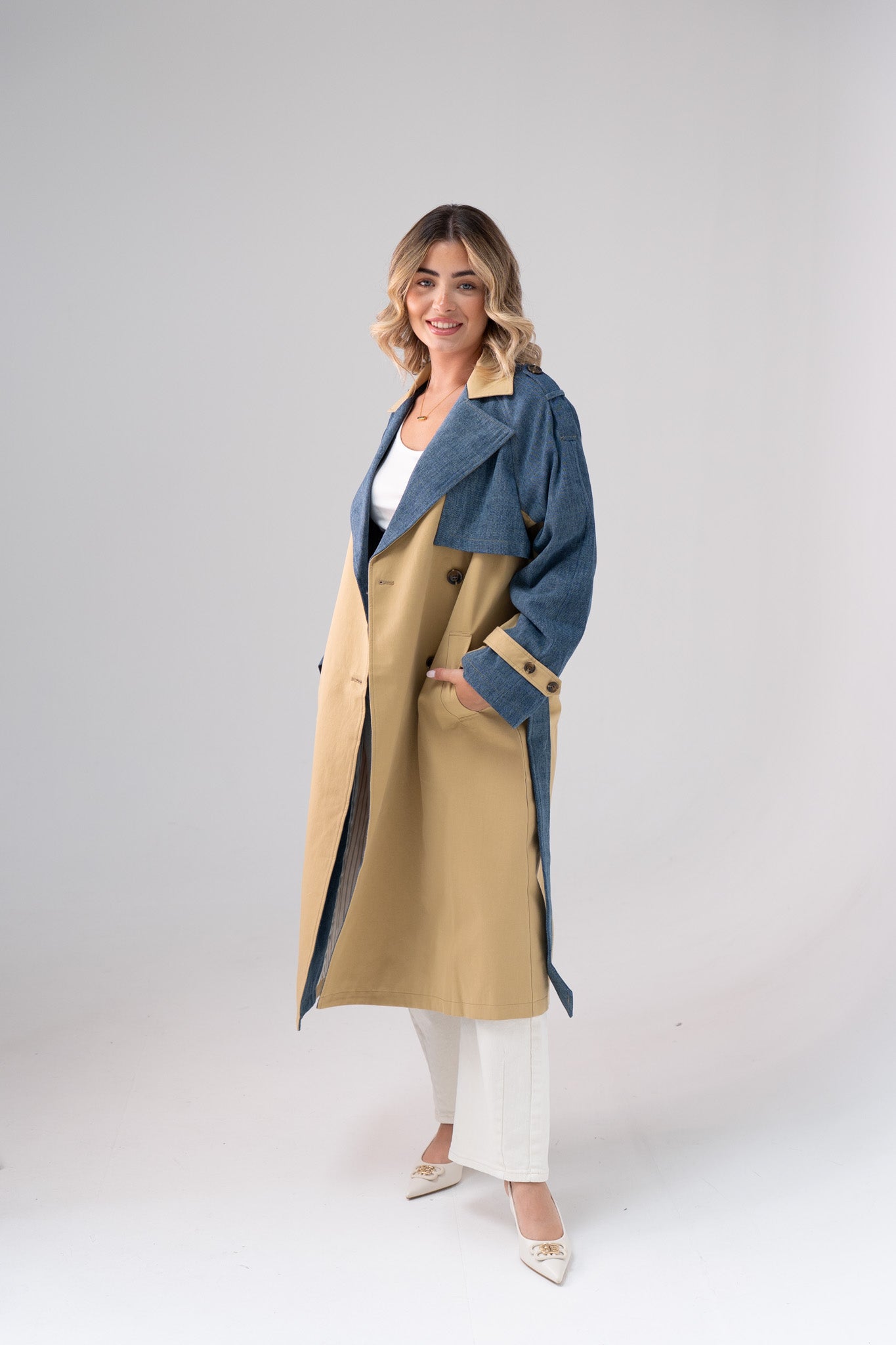 Jasmine Denim Contrast Trench Coat In Beige