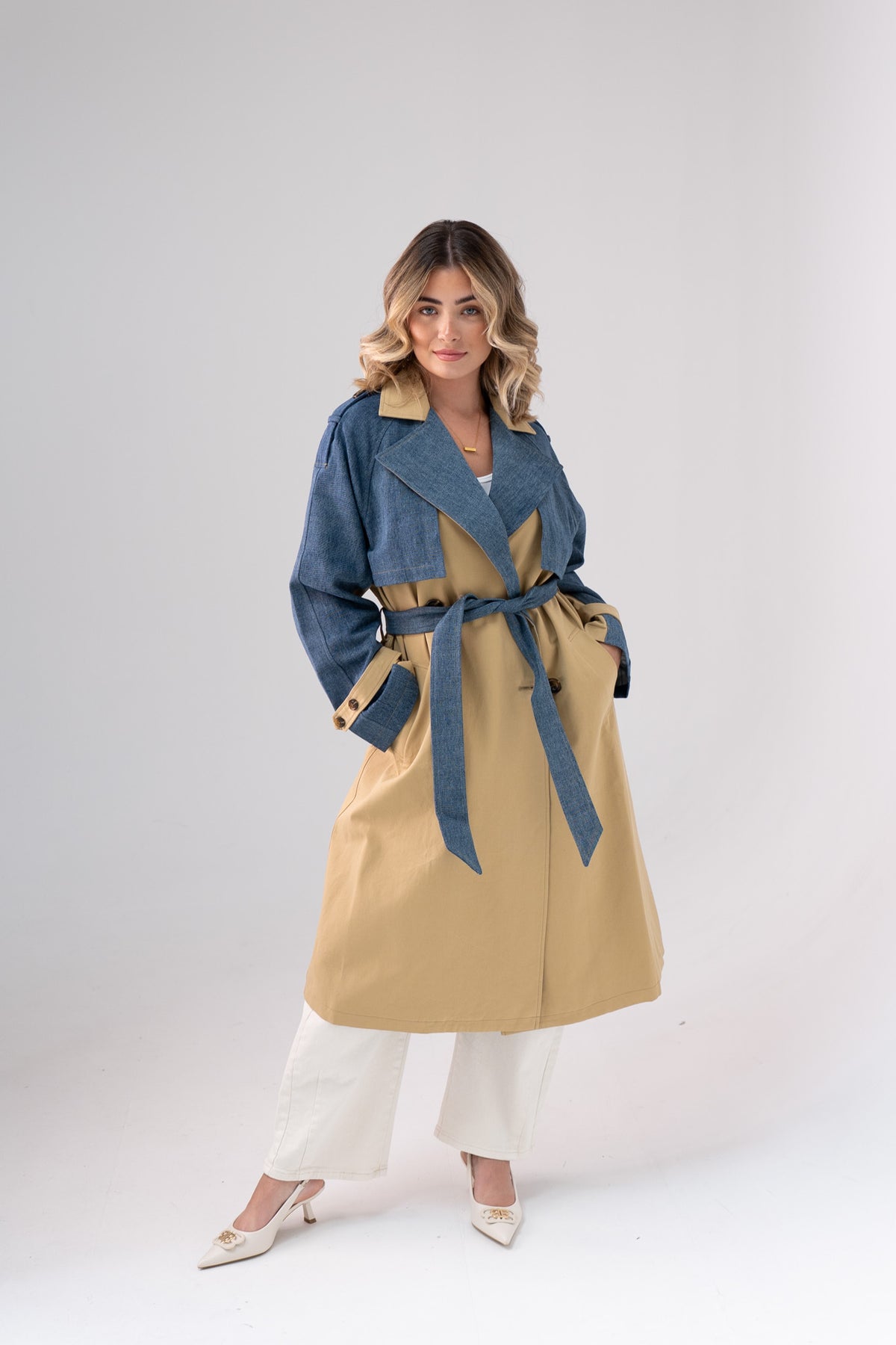 Jasmine Denim Contrast Trench Coat In Beige