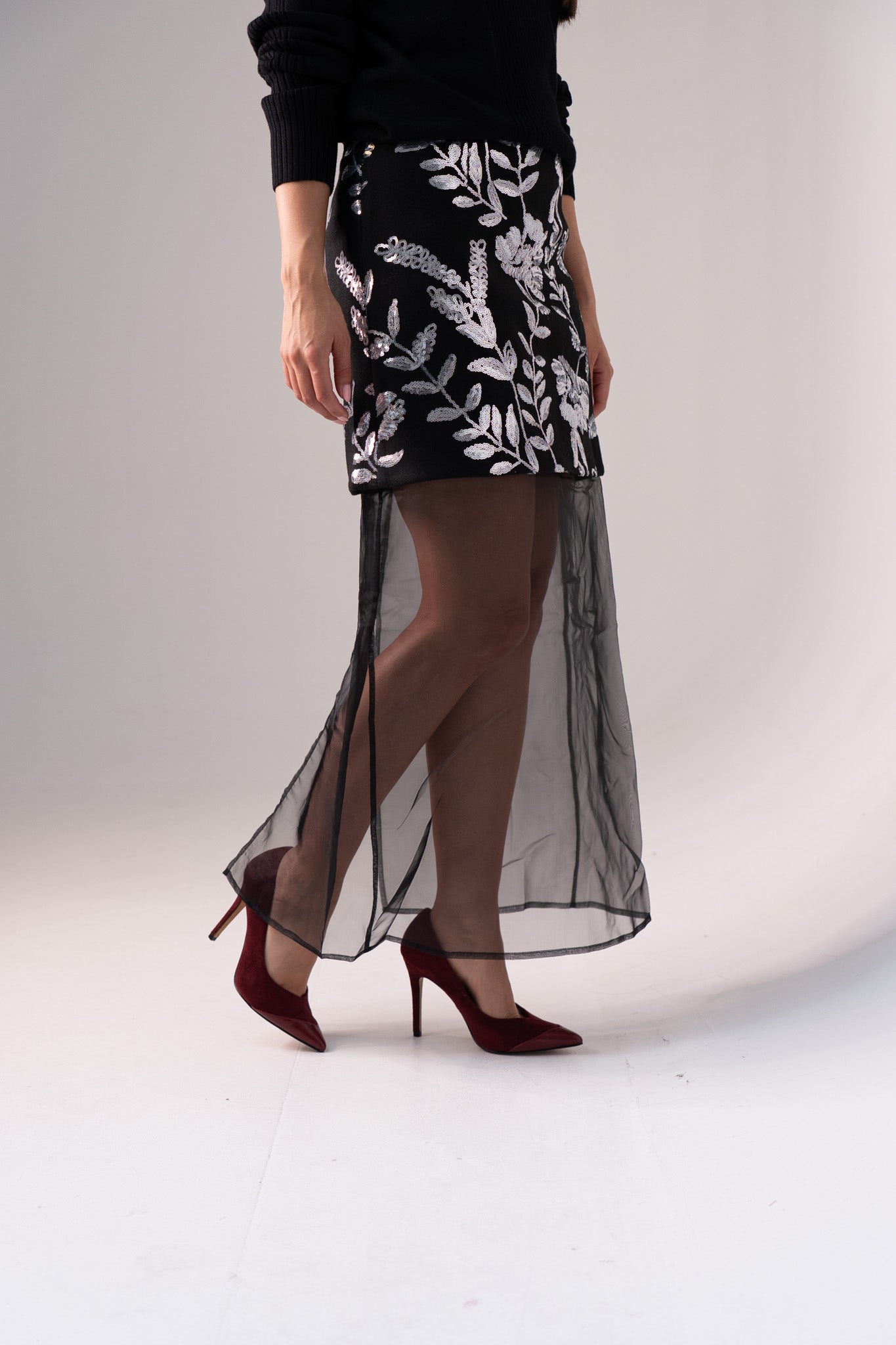 Jasmine Sequin Contrast Skirt In Black