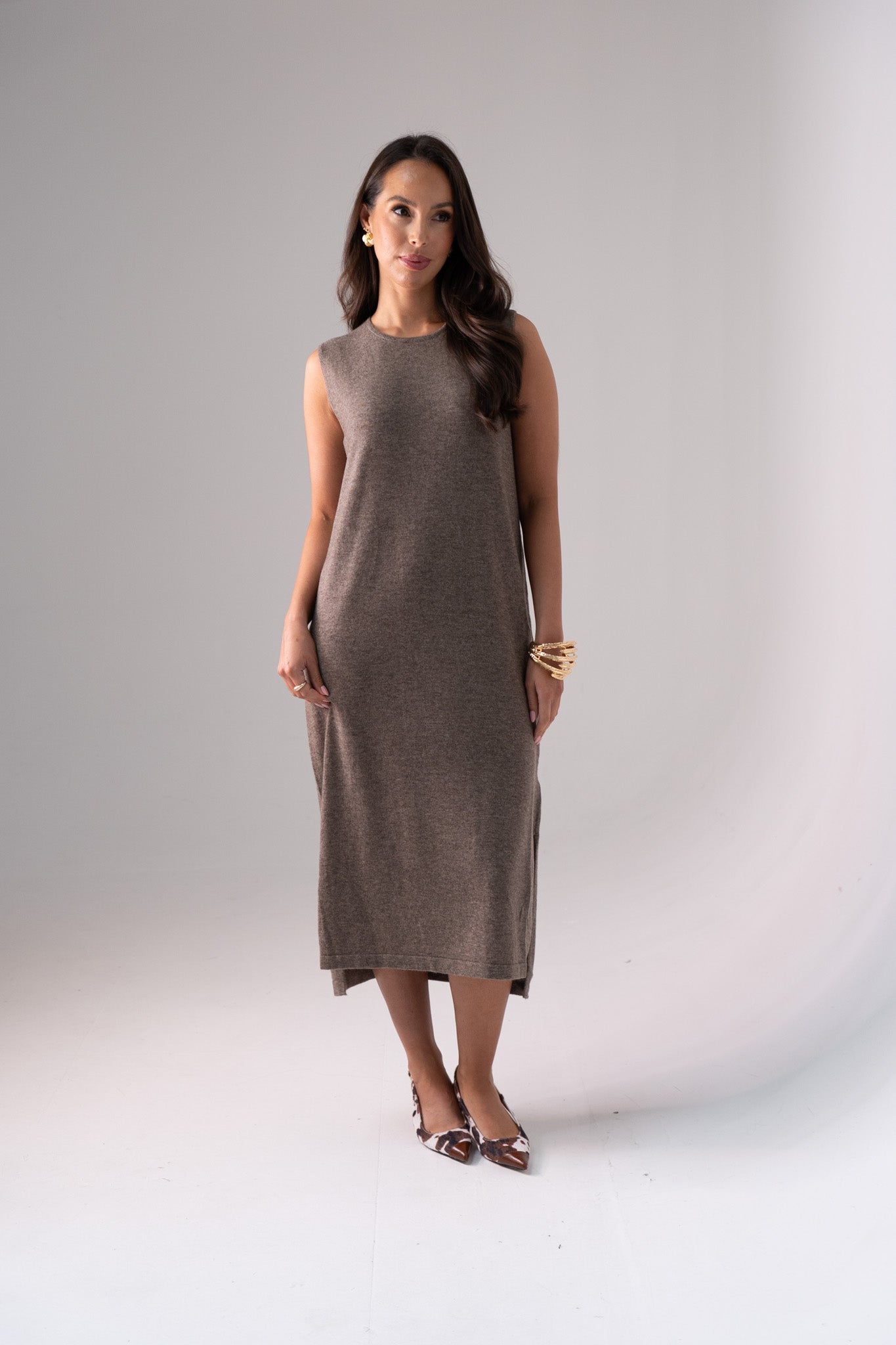 Jasmine Sleeveless Knit Dress In Taupe