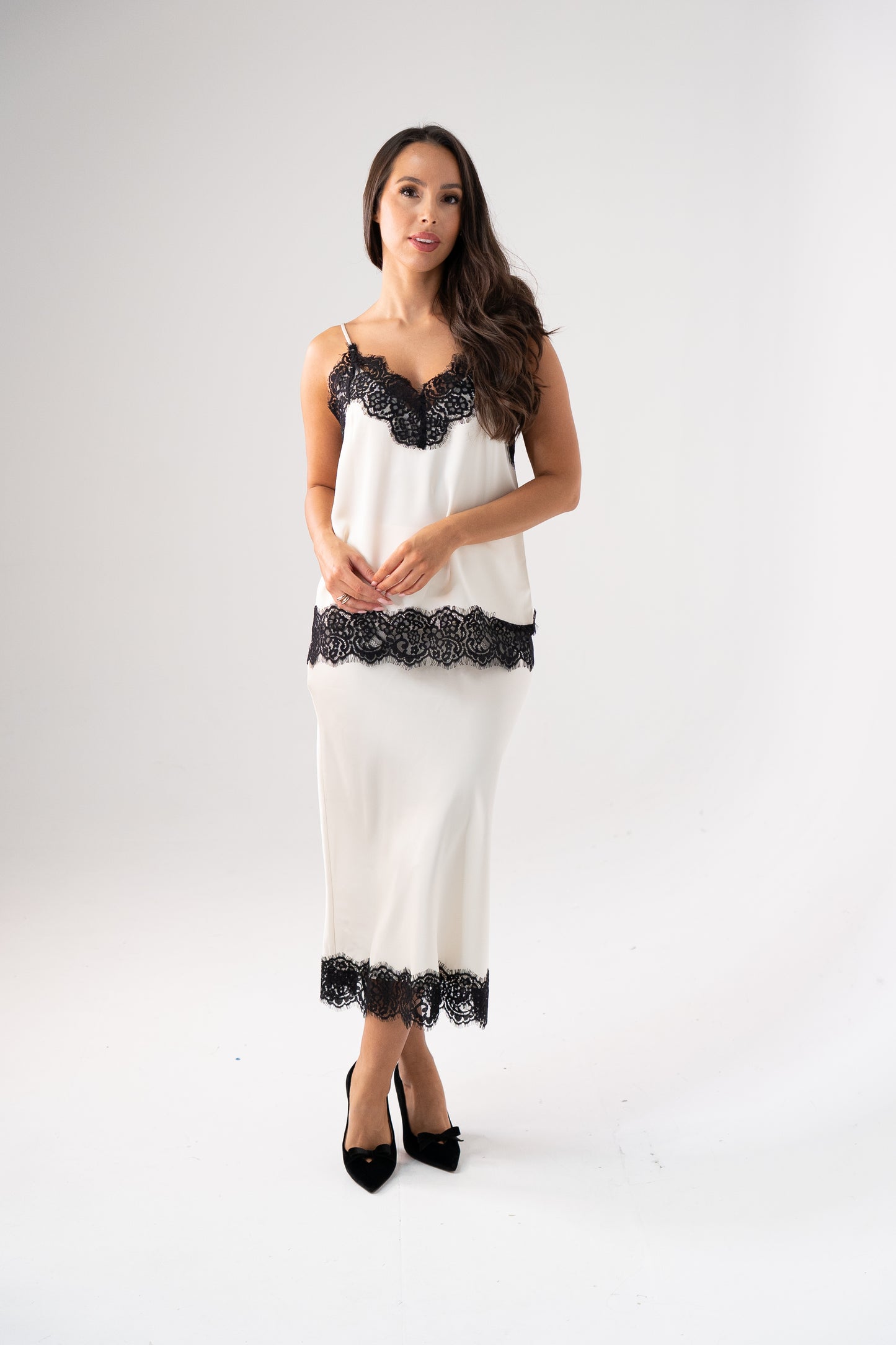 Kate Lace Trim Slip Skirt In Cream