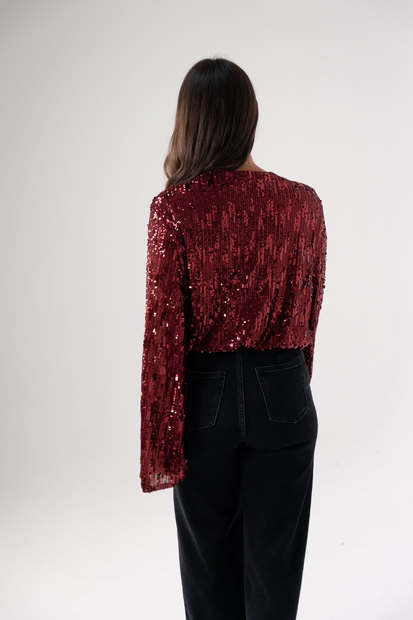 Kate Sequin Wrap Blouse In Wine