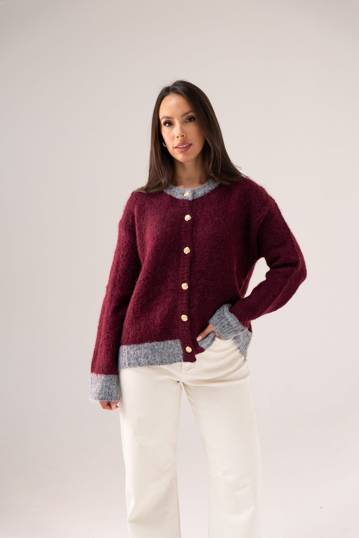 Kendra Contrast Trim Cardigan In Burgundy