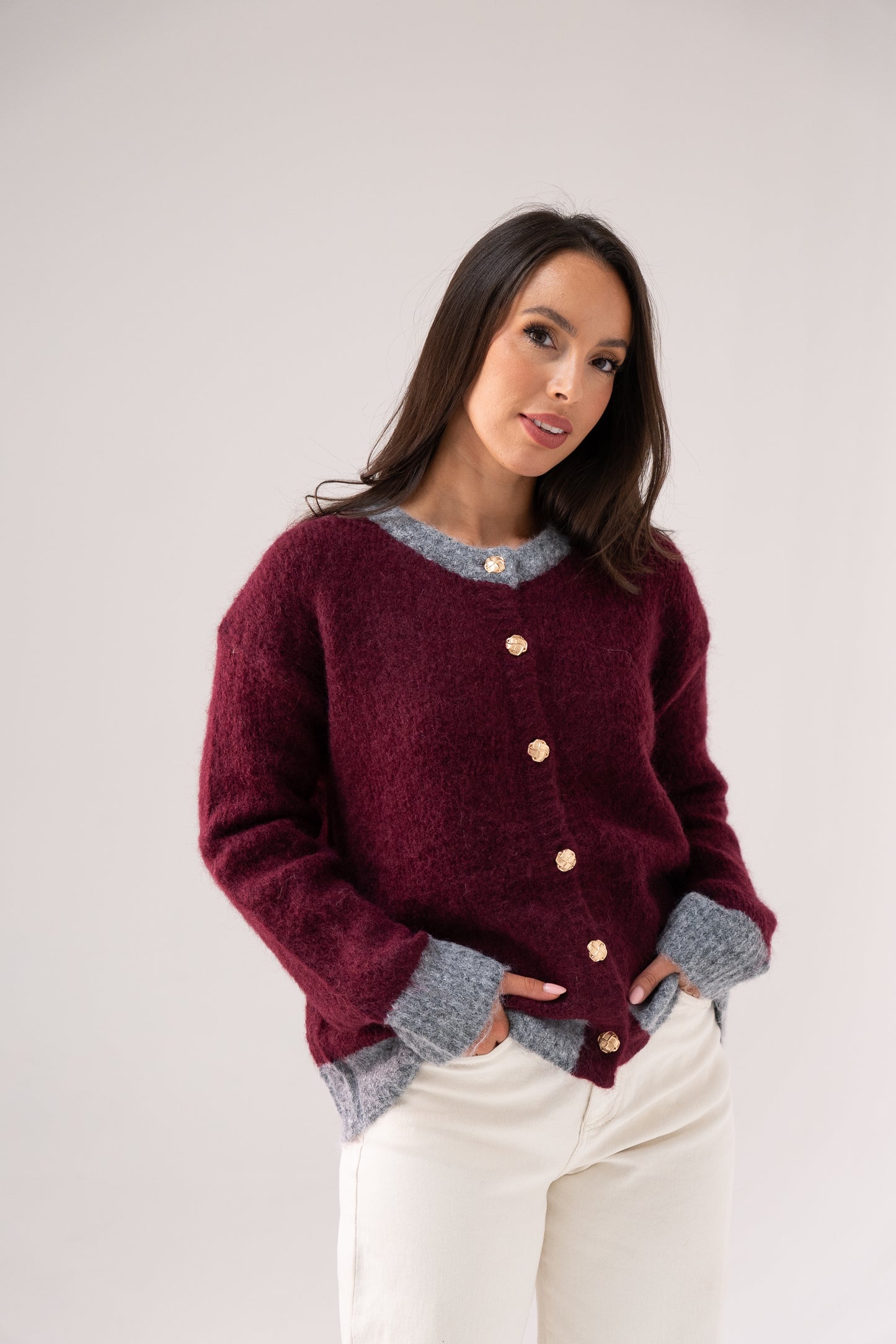 Kendra Contrast Trim Cardigan In Burgundy