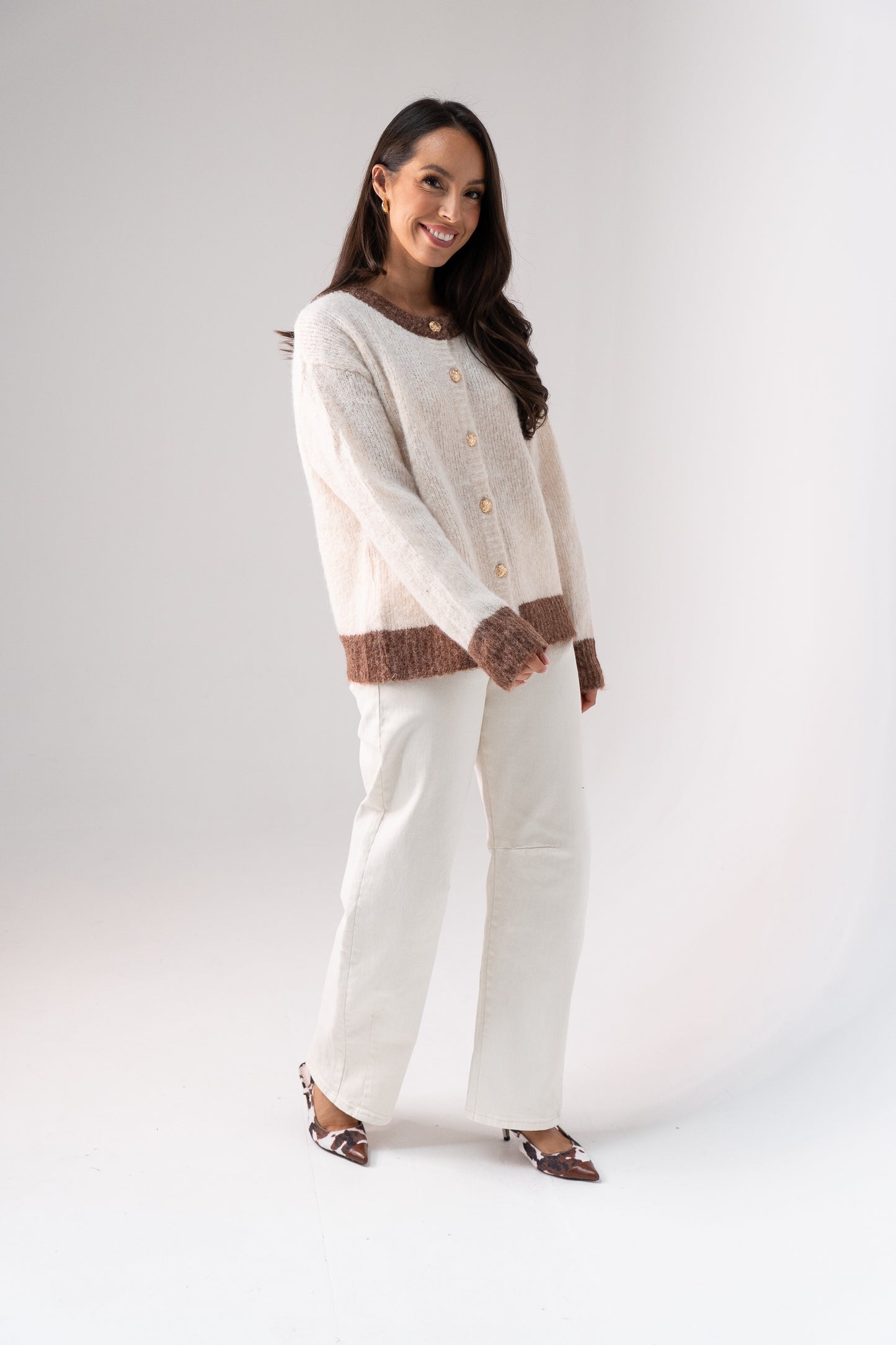 Kendra Contrast Trim Cardigan In Cream