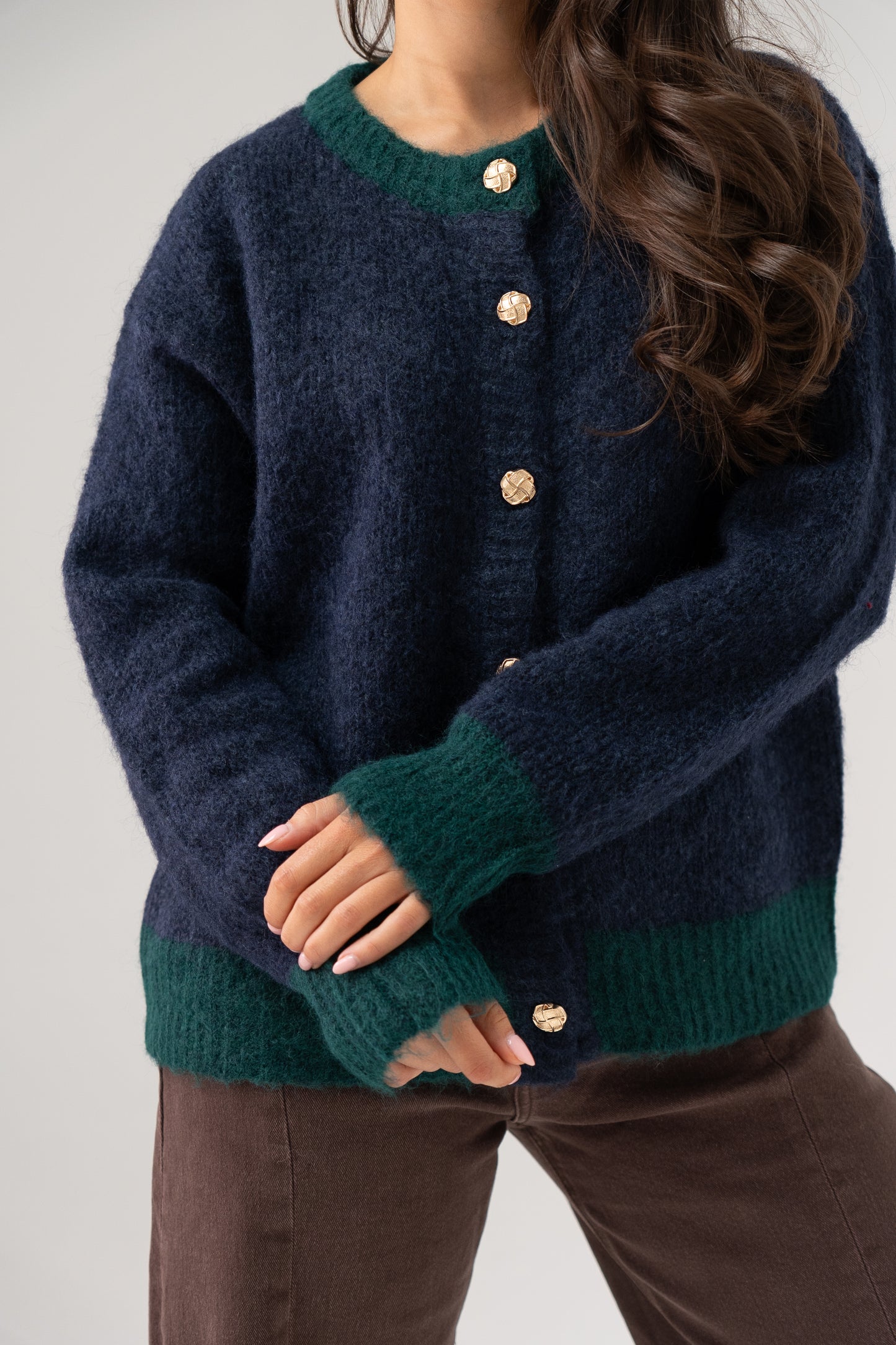 Kendra Contrast Trim Cardigan In Navy