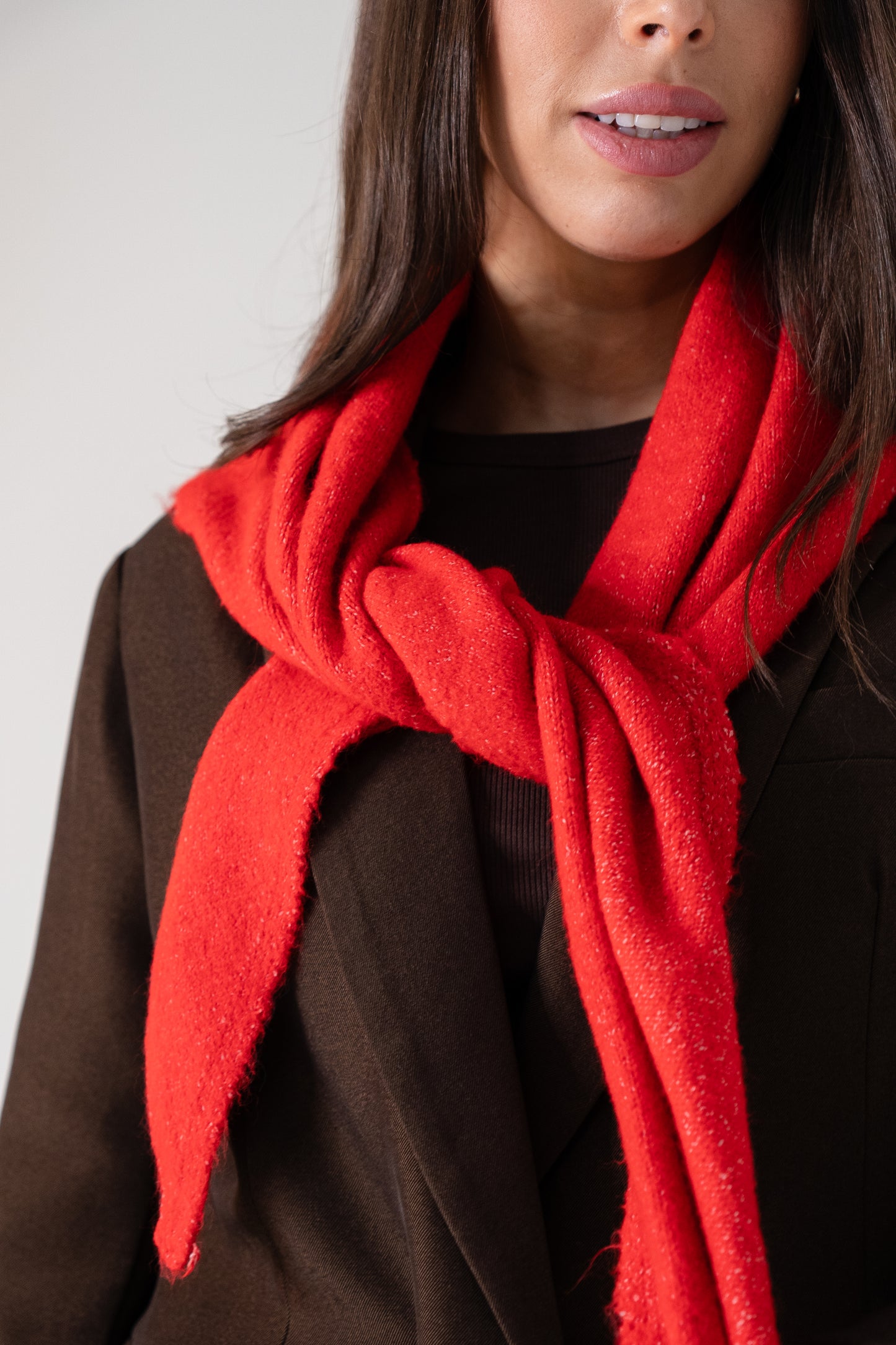 Kendra Knit Neck Scarf In Red