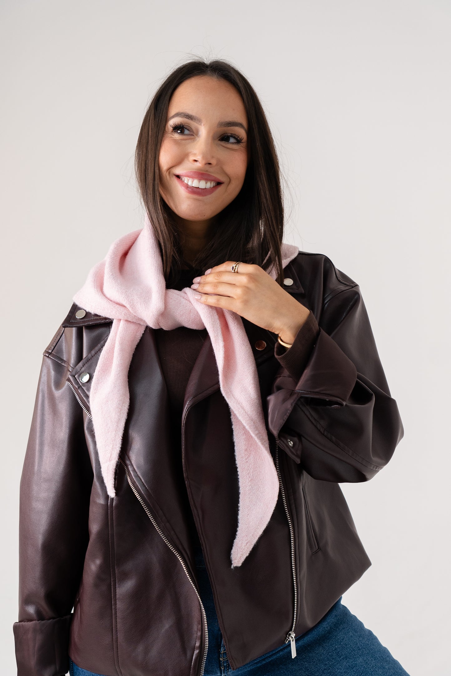 Kendra Knit Neck Scarf In Rose Pink