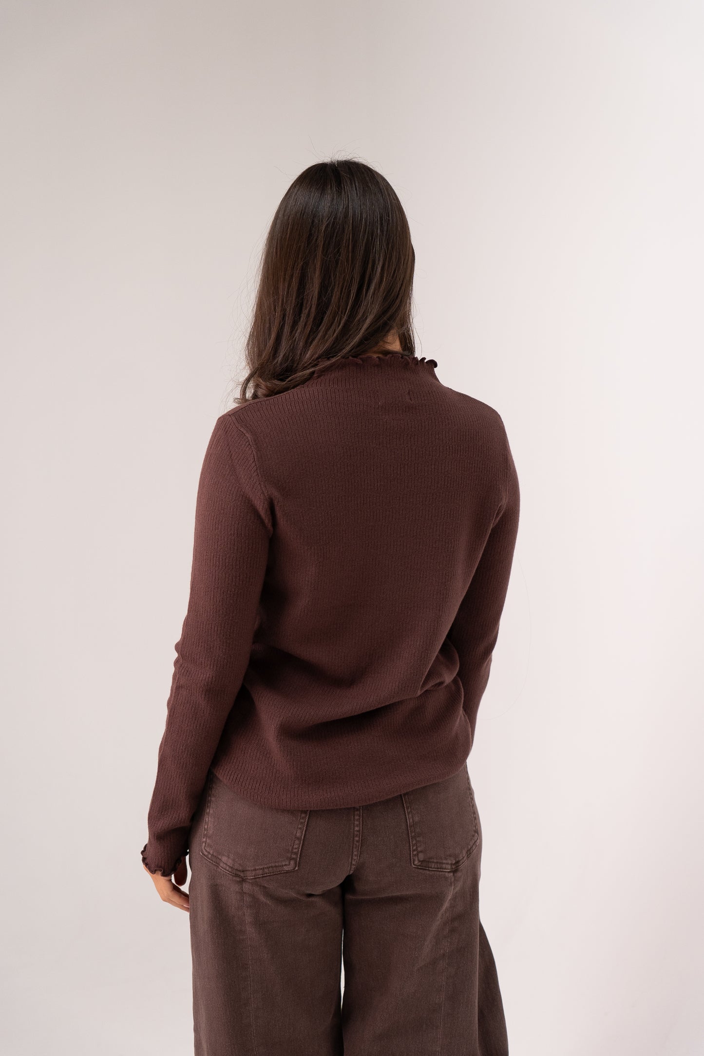 Kendra Long Sleeve Top In Chocolate
