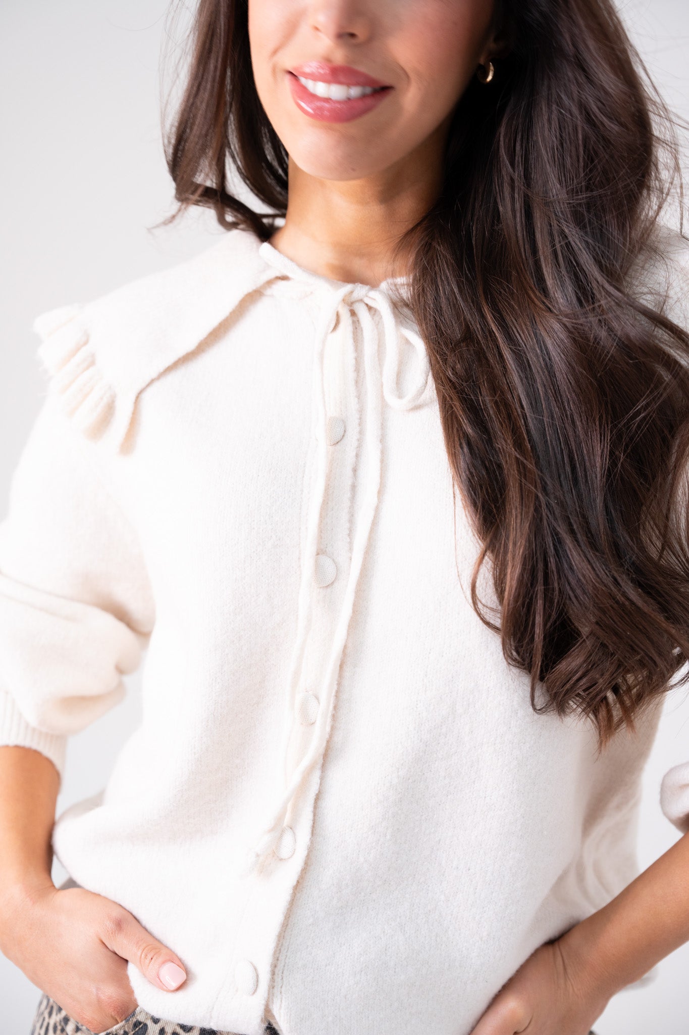 Kendra Oversize Collar Cardigan In Cream