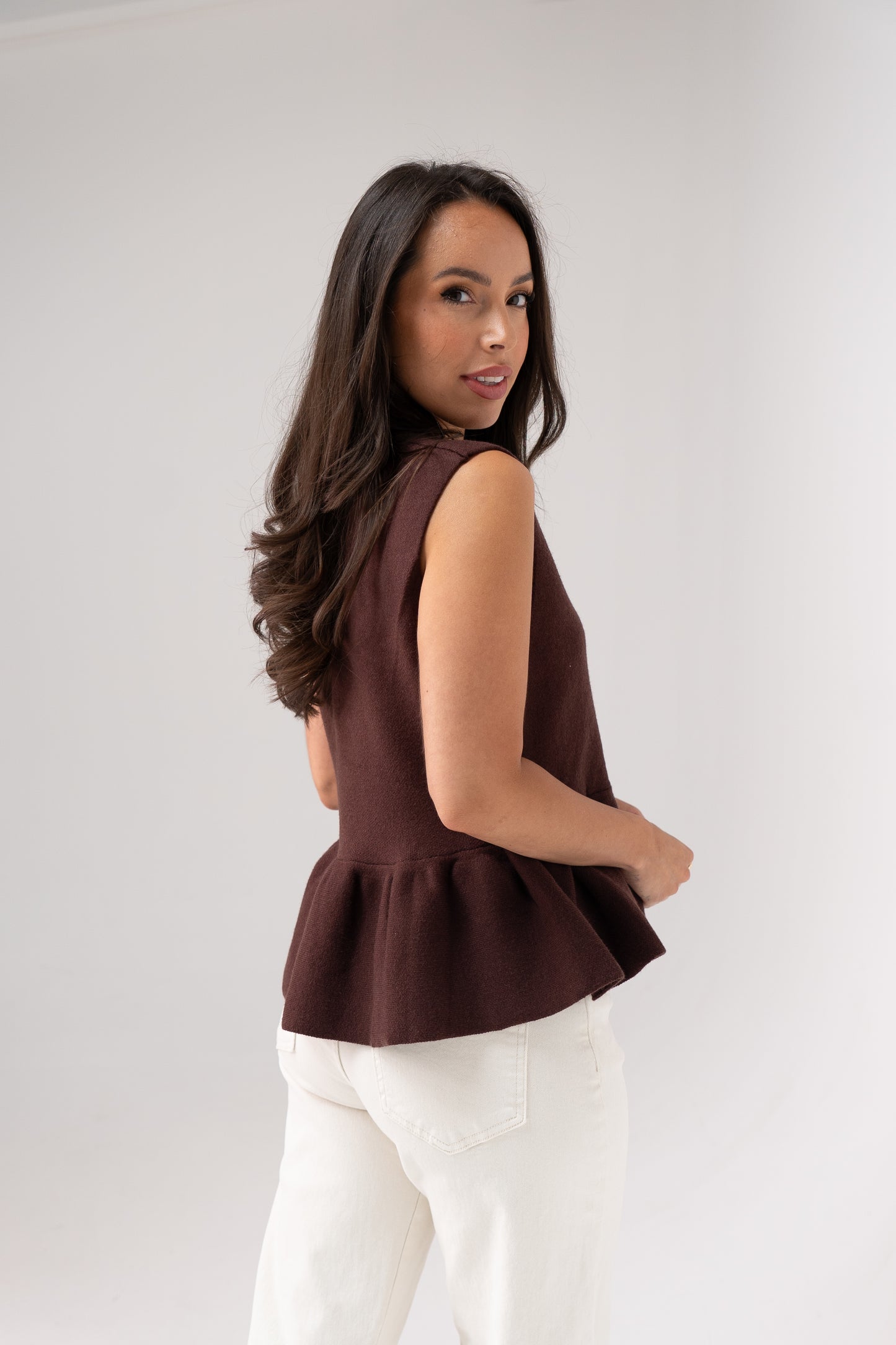 Kendra Sleeveless Peplum Top In Chocolate