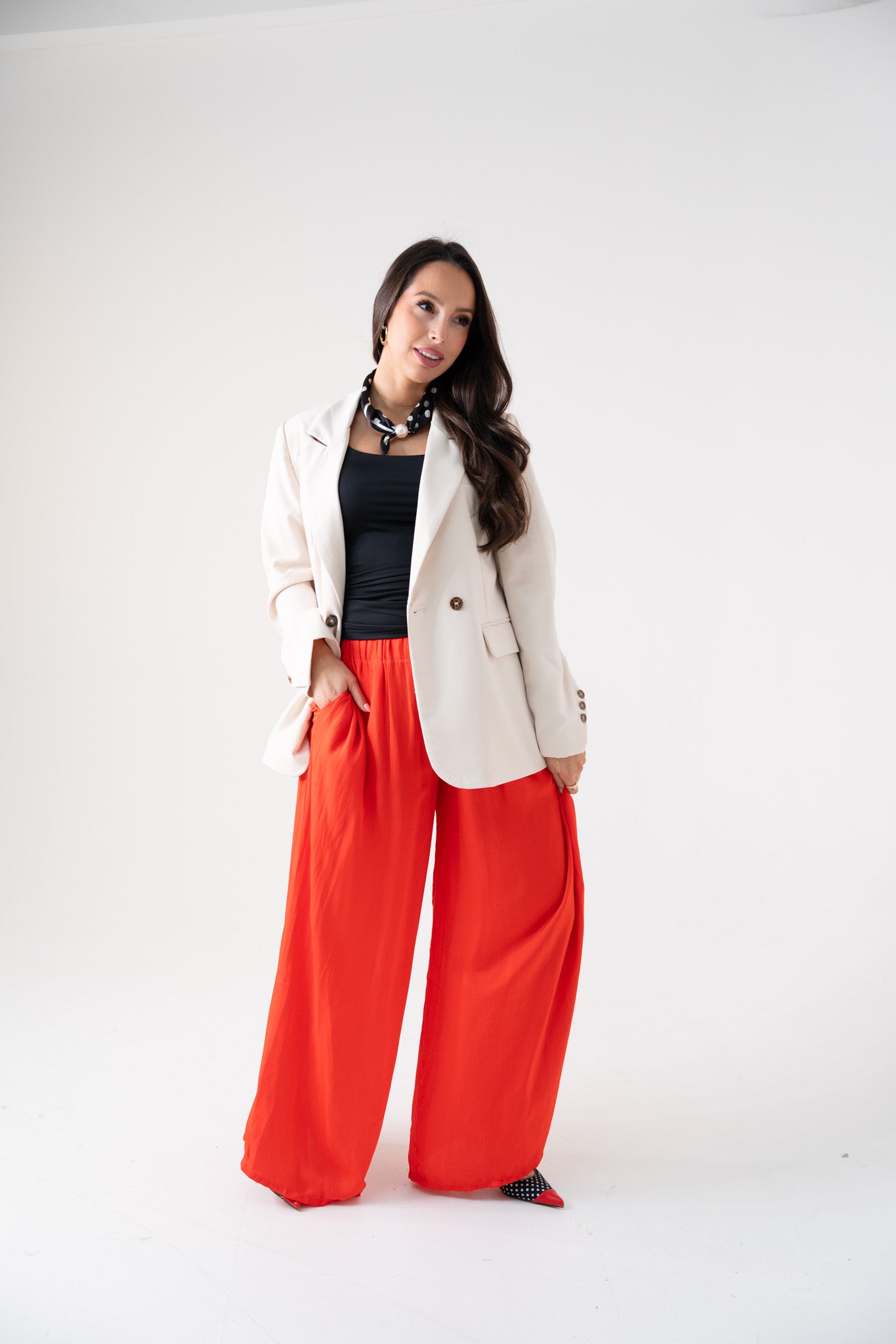 Kendra Wide Leg Trousers In Red