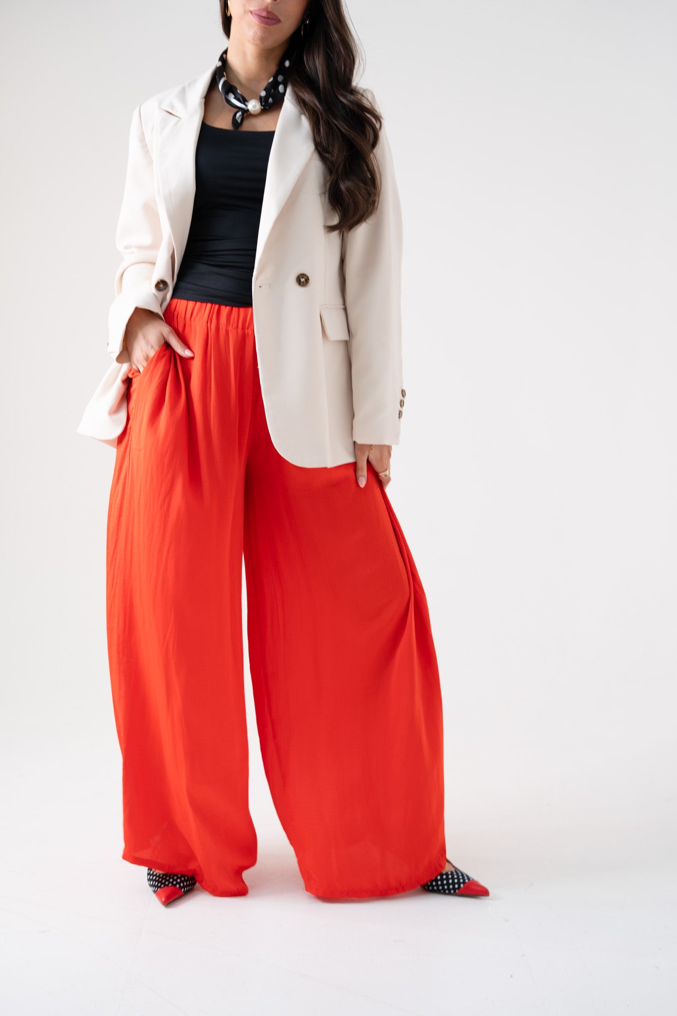 Kendra Wide Leg Trousers In Red