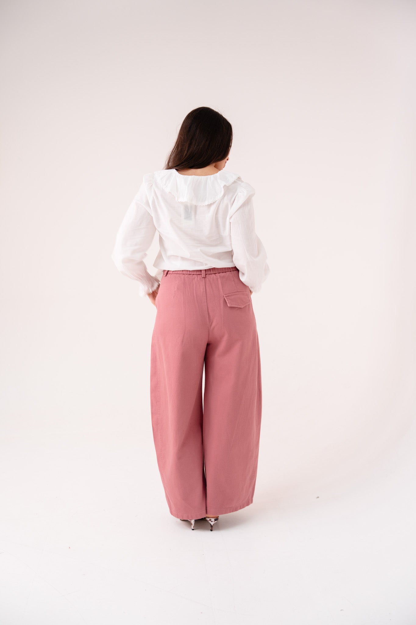 Kiera Barrell Trousers In Pink