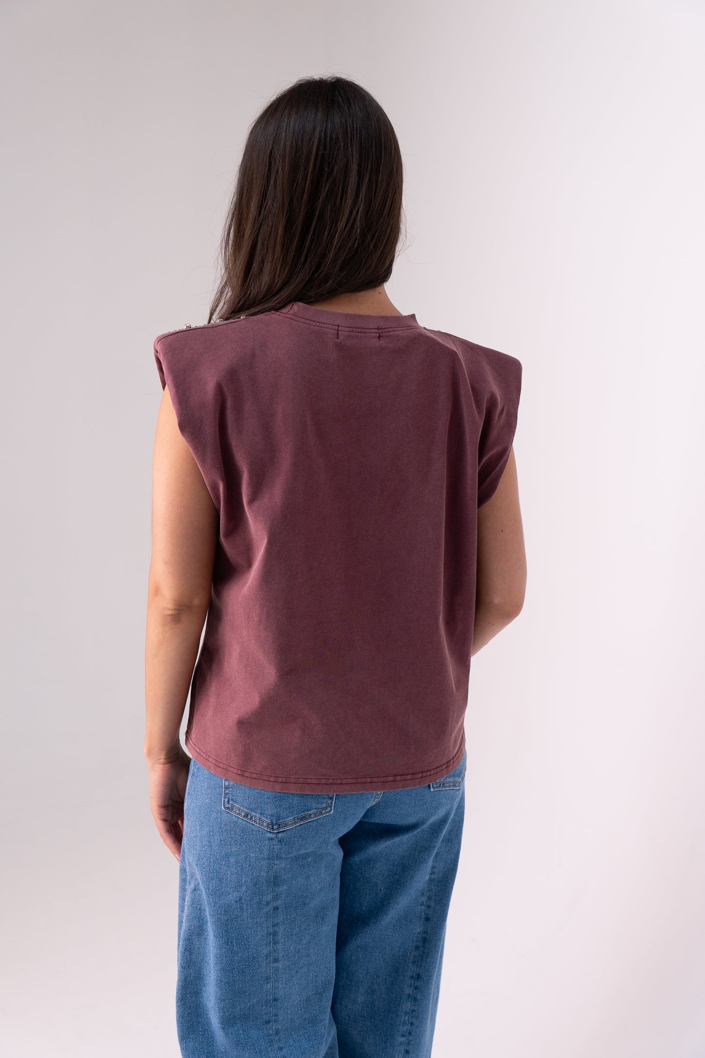 Kiera Embellished Sleeveless Top In Bordeaux