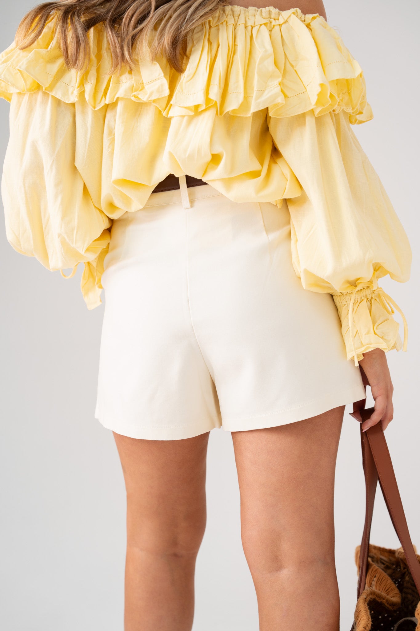 Kiera Pleat Front Shorts In Cream