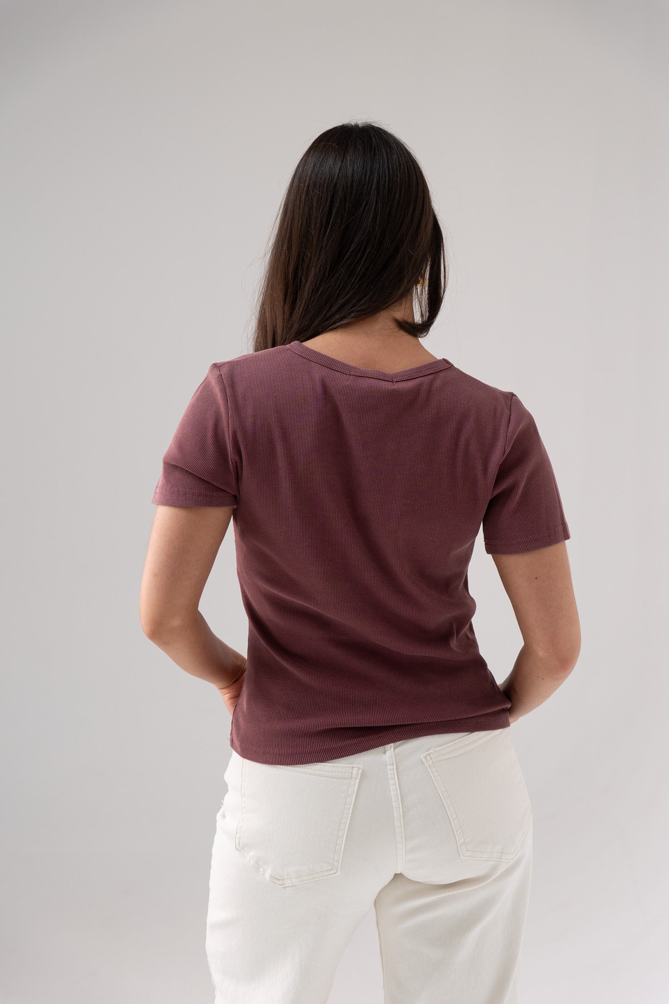 Kiera Ribbed T-Shirt In Bordeaux