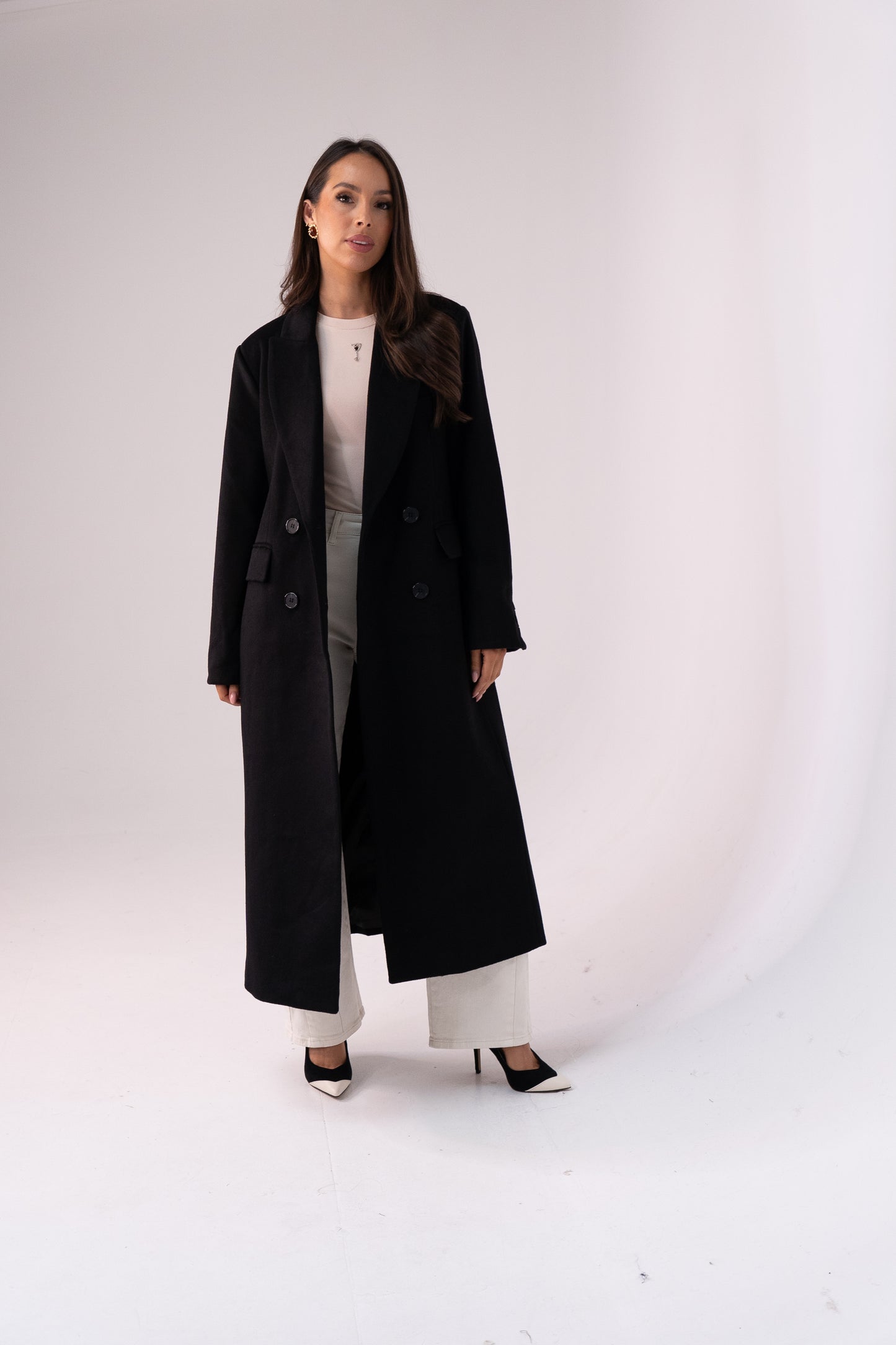 Love Laura Overcoat In Black