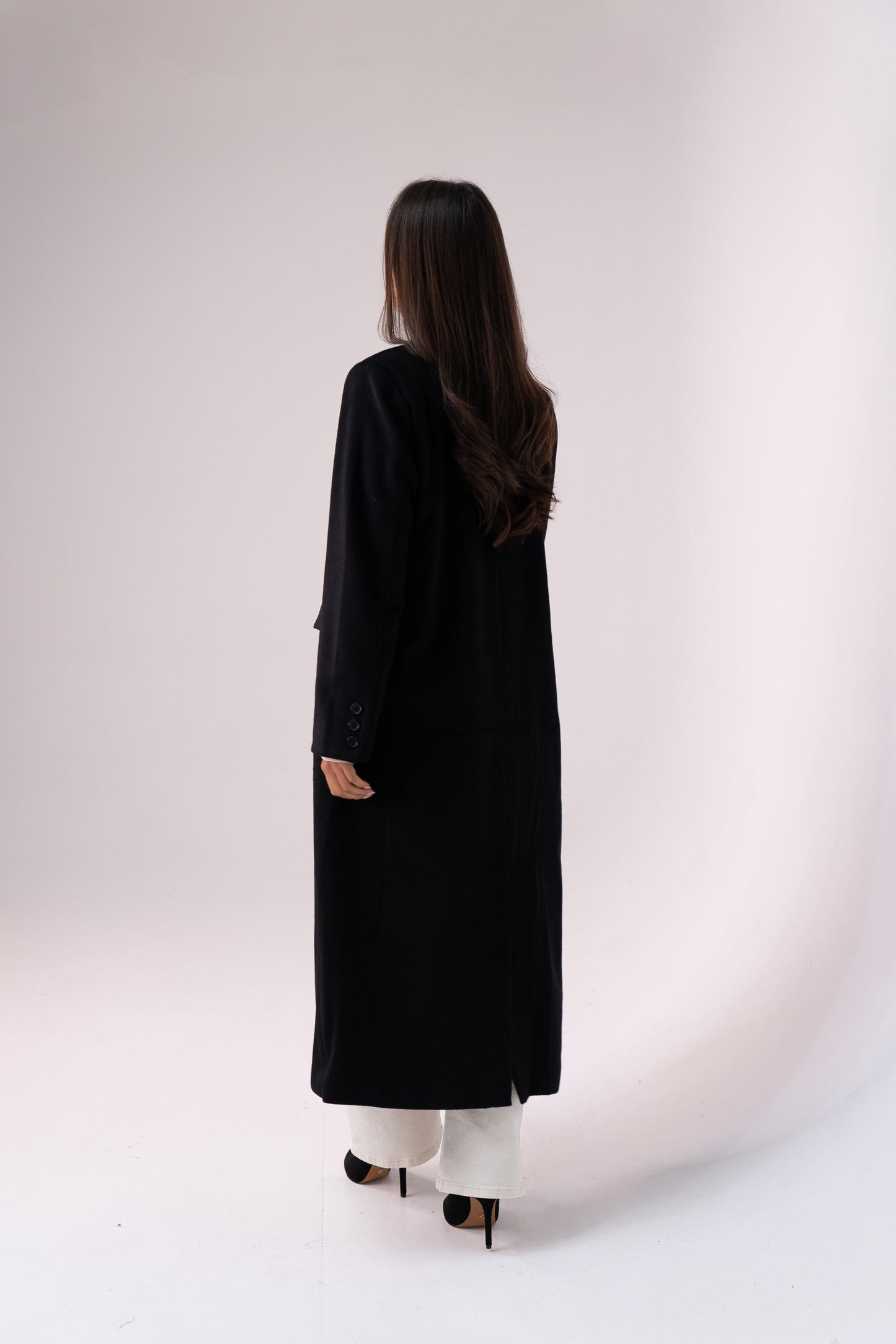 Love Laura Overcoat In Black