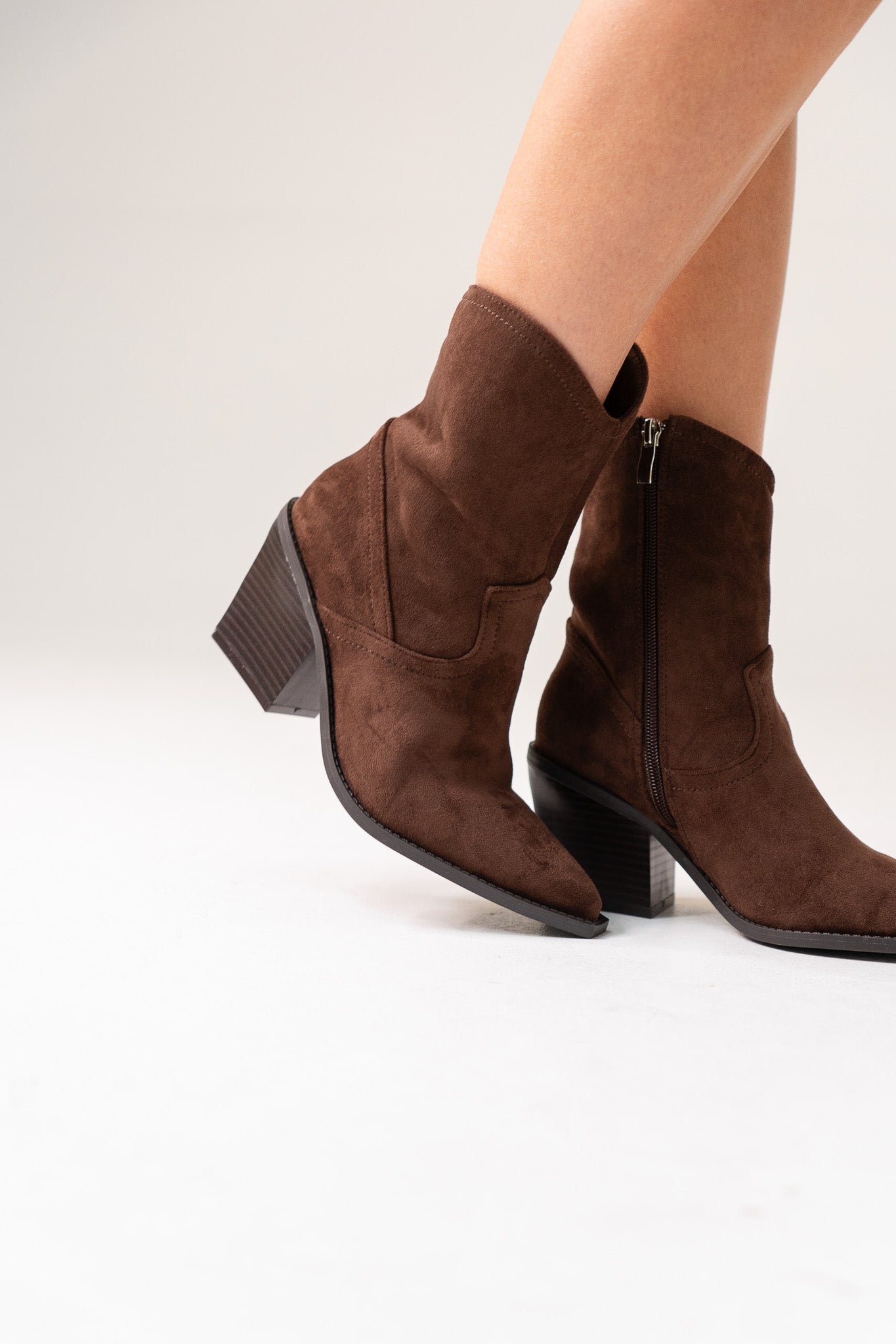 Lauren Ankle Western Boot In Chocolate