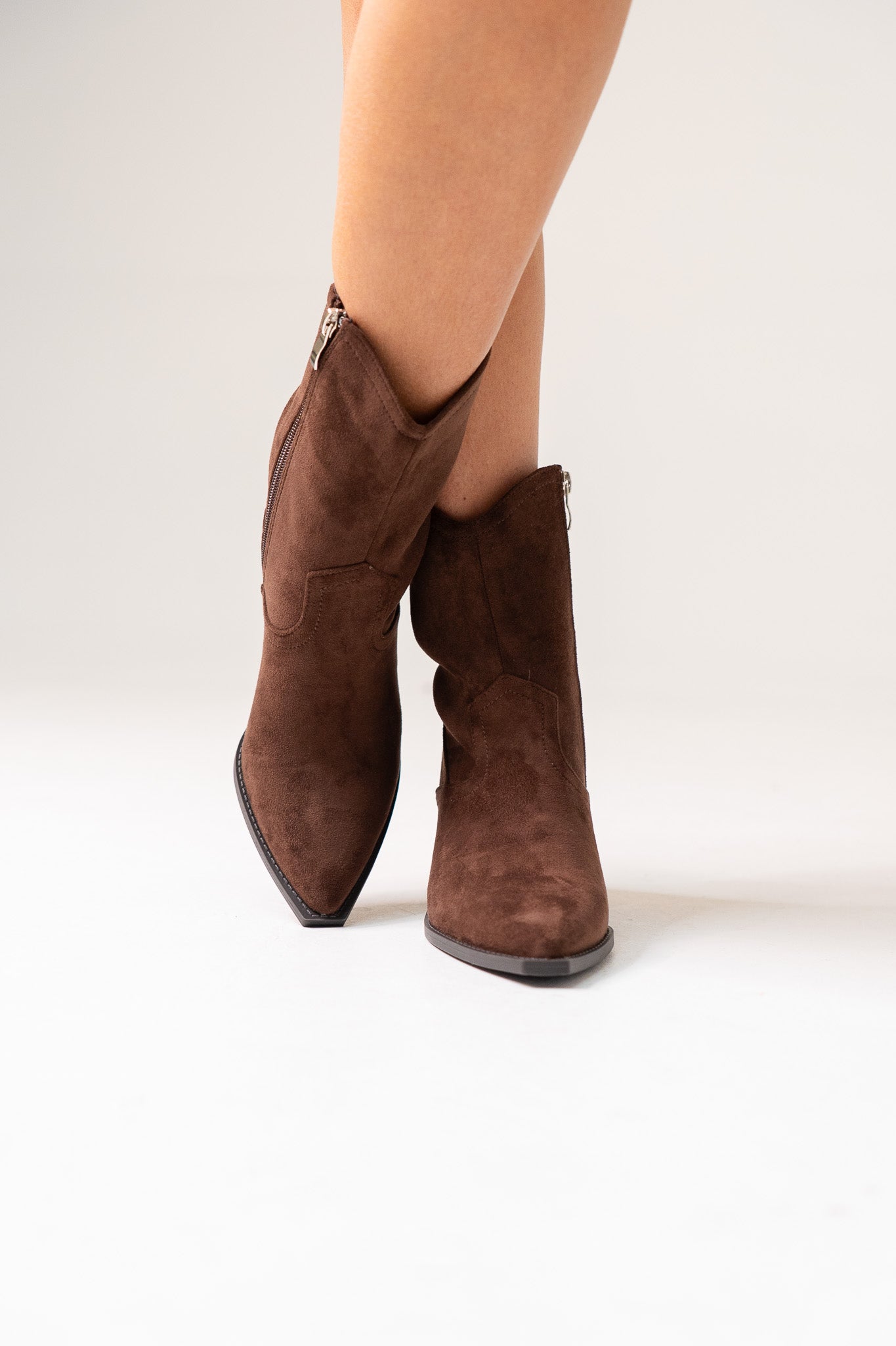 Lauren Ankle Western Boot In Chocolate