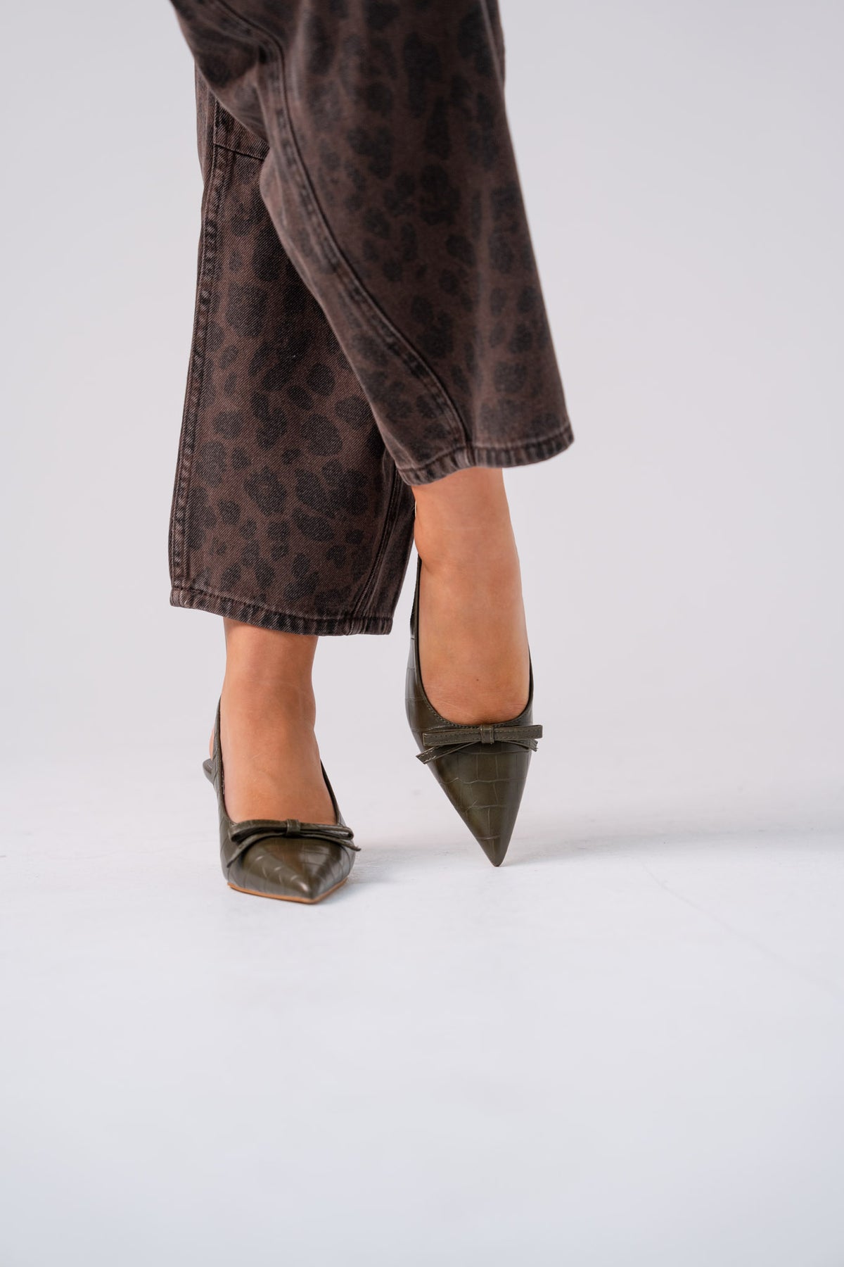 Lauren Faux Croc Kitten Heel In Green