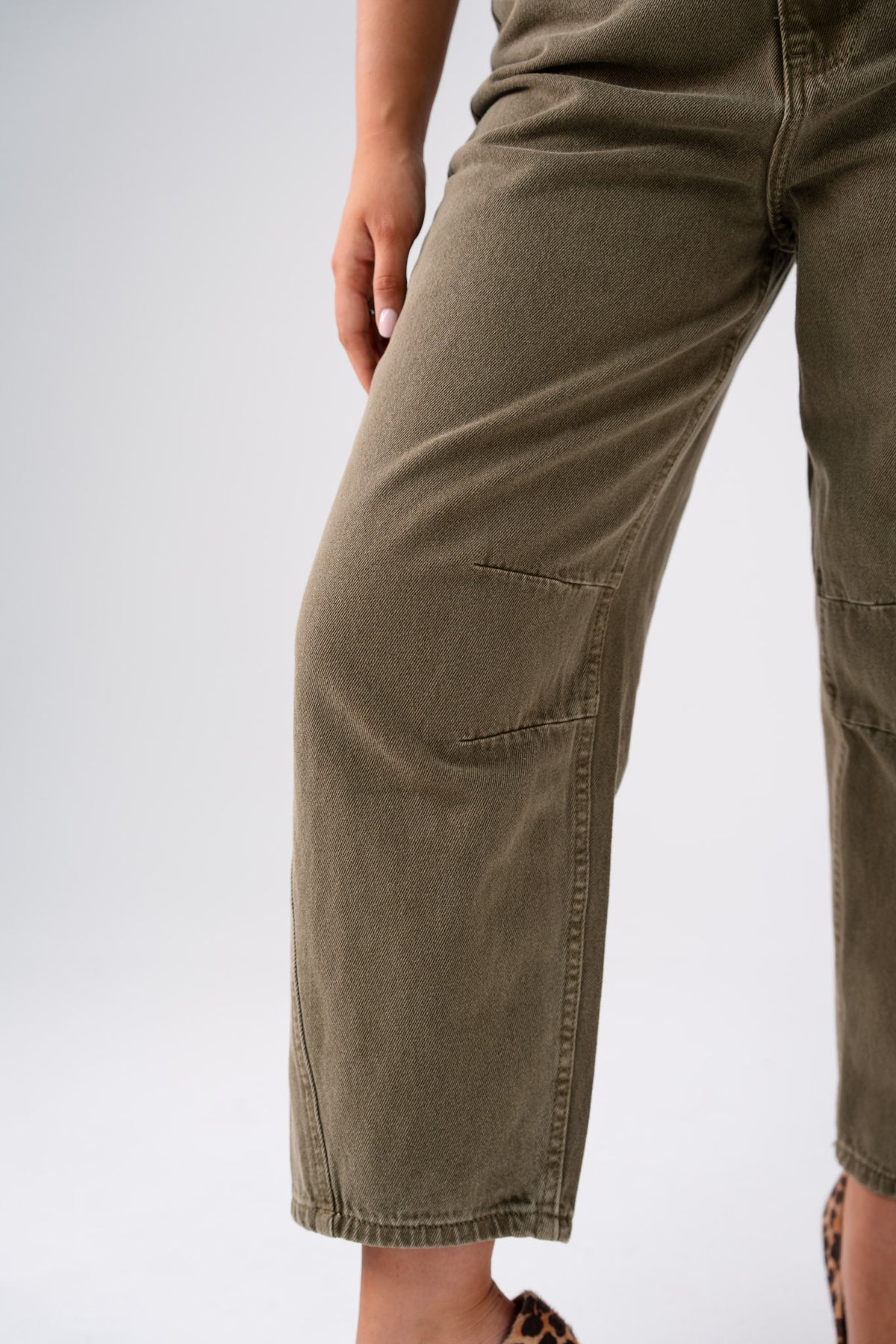Love Laura Barrell Jeans In Olive