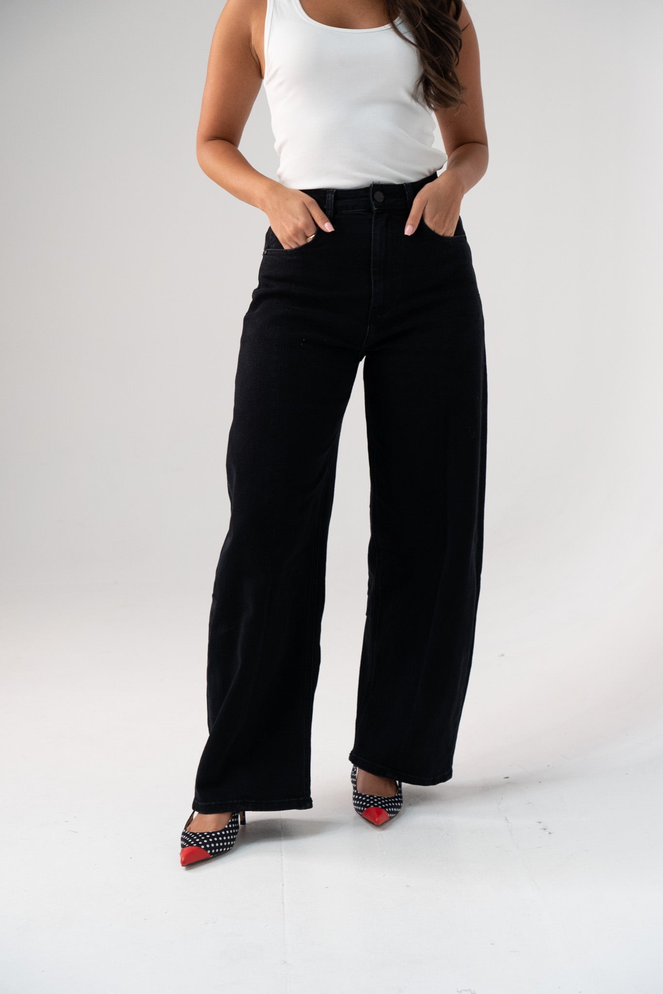 Love Laura Barrell Jeans In Black Wash