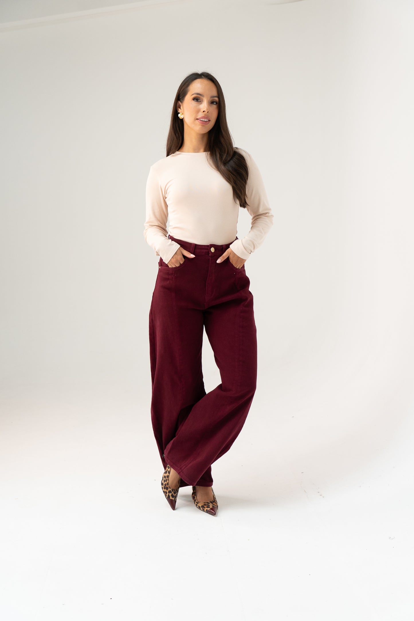 Love Laura Barrell Jeans In Plum