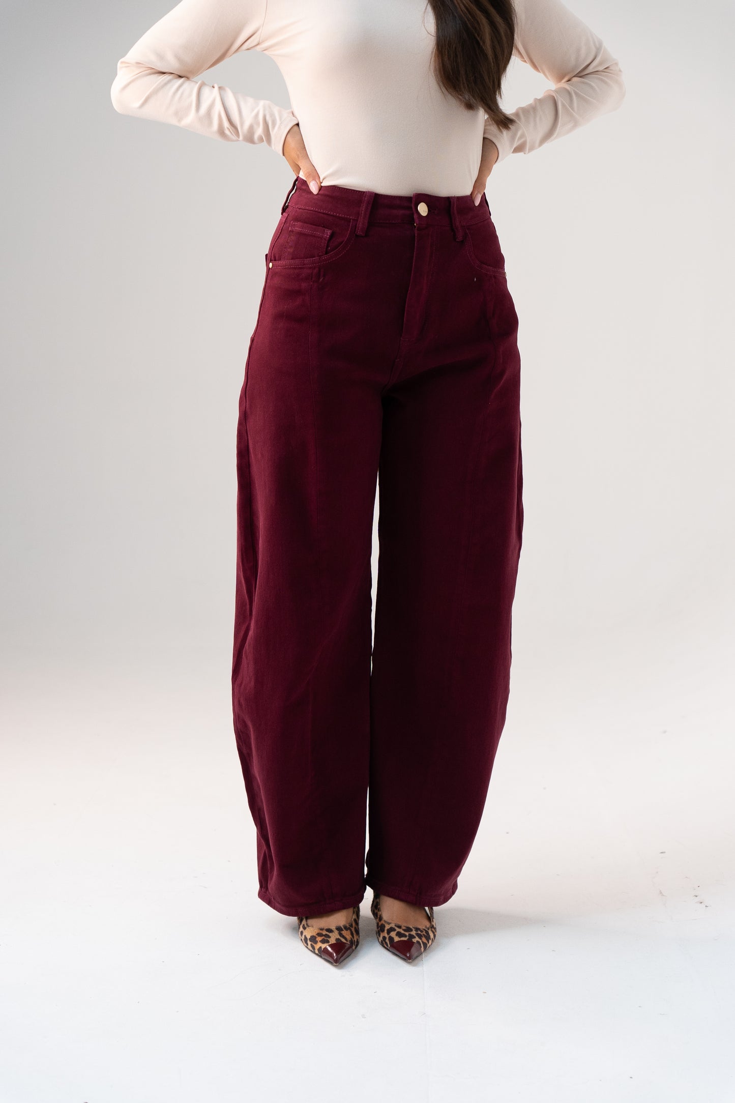 Love Laura Barrell Jeans In Plum