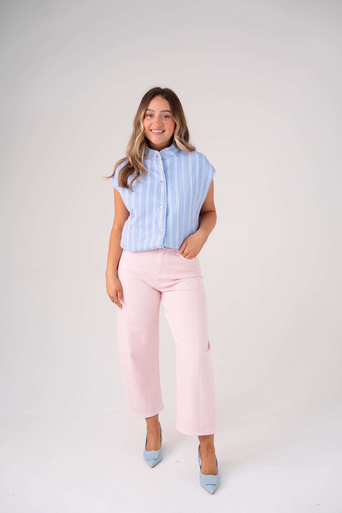 Love Laura Carrot Barrell Jeans In Pink